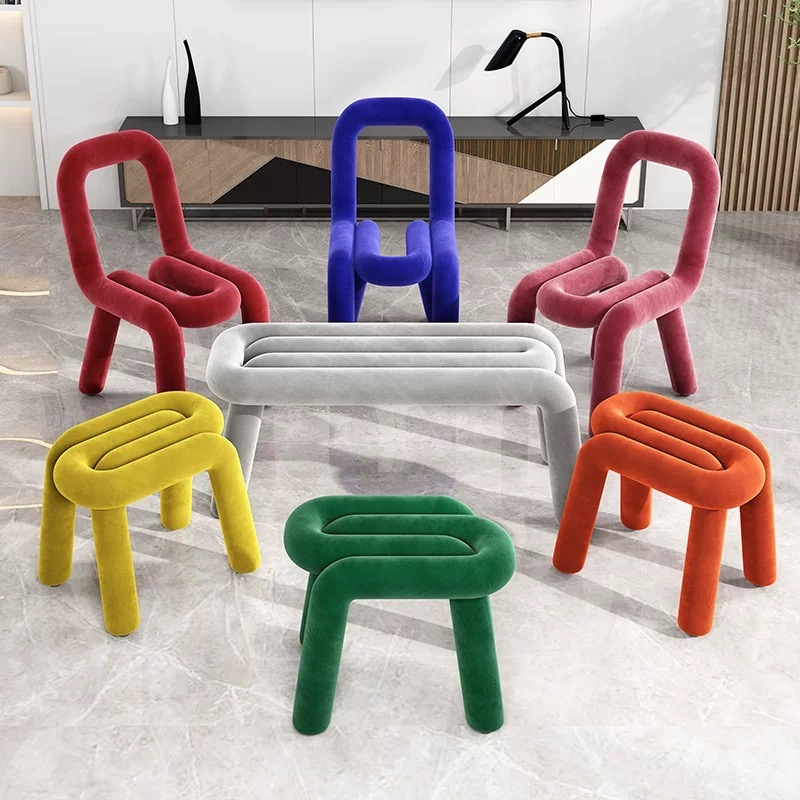 How to Style the Bold Chair in a Contemporary Space