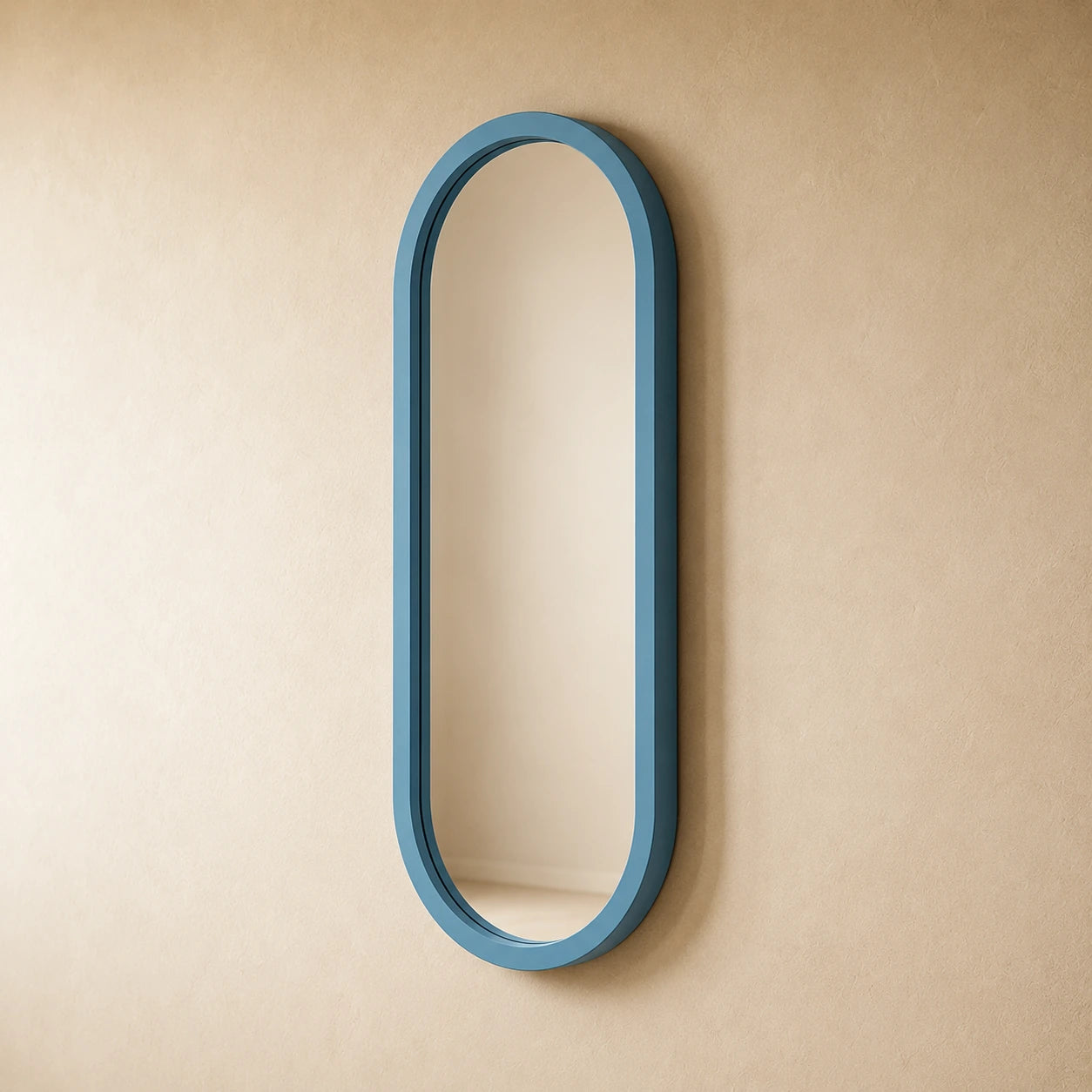 The Pill Mirror | Blue Mirror Interior Moderna