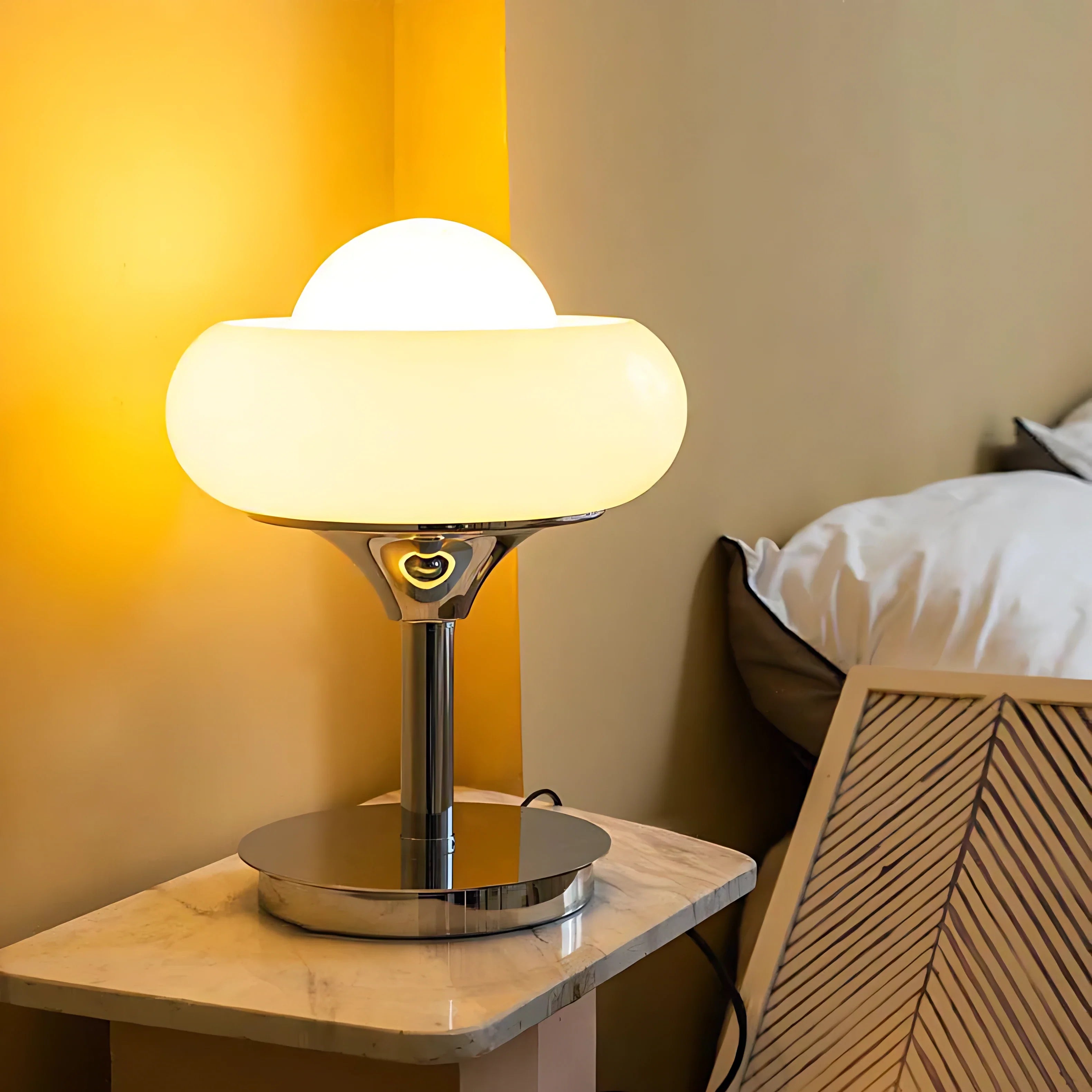 Sunburst Glow Table Lamp Lamp Interior Moderna