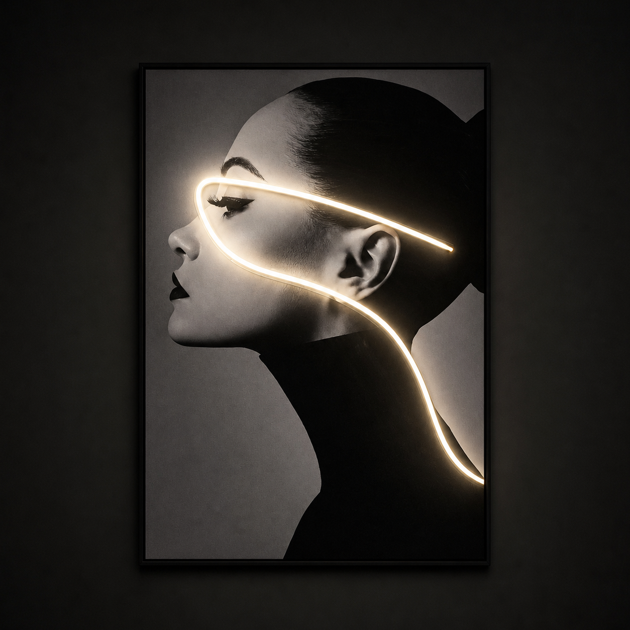 Glowing Beauty Wall Art Interior Moderna