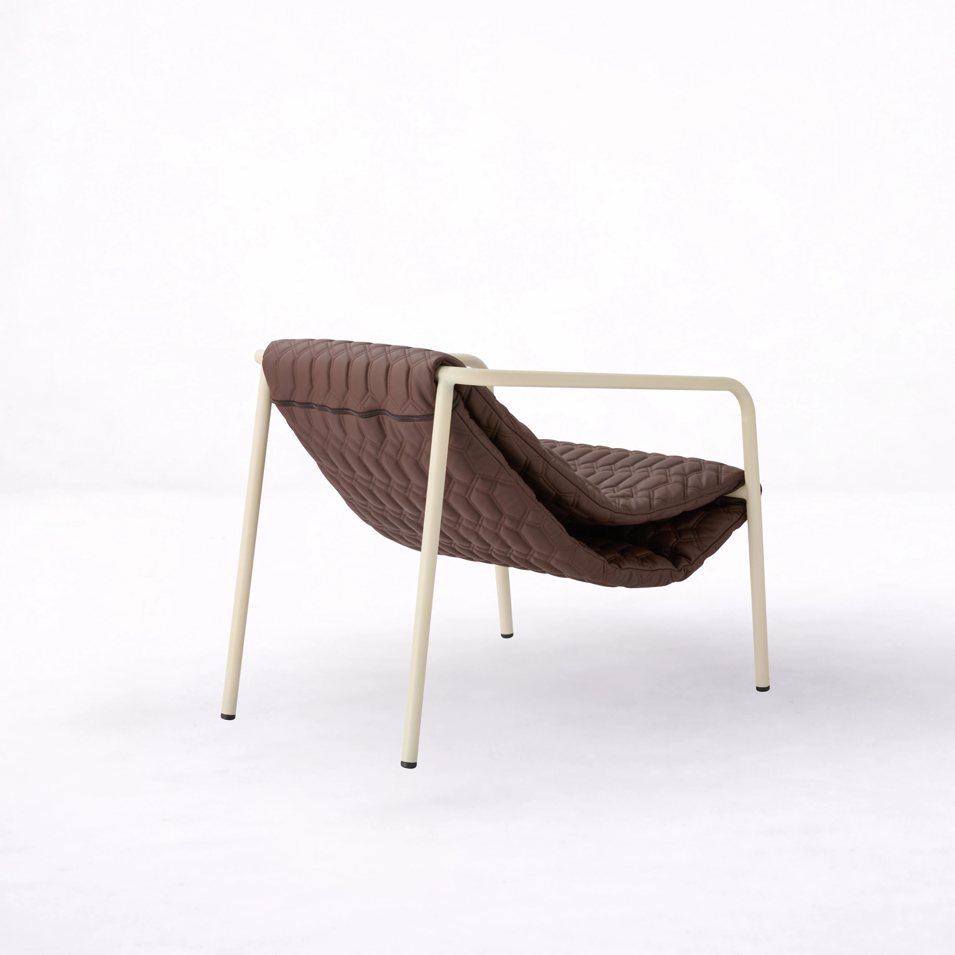 Liz Chair | Quilted Cocoa Chair Interior Moderna