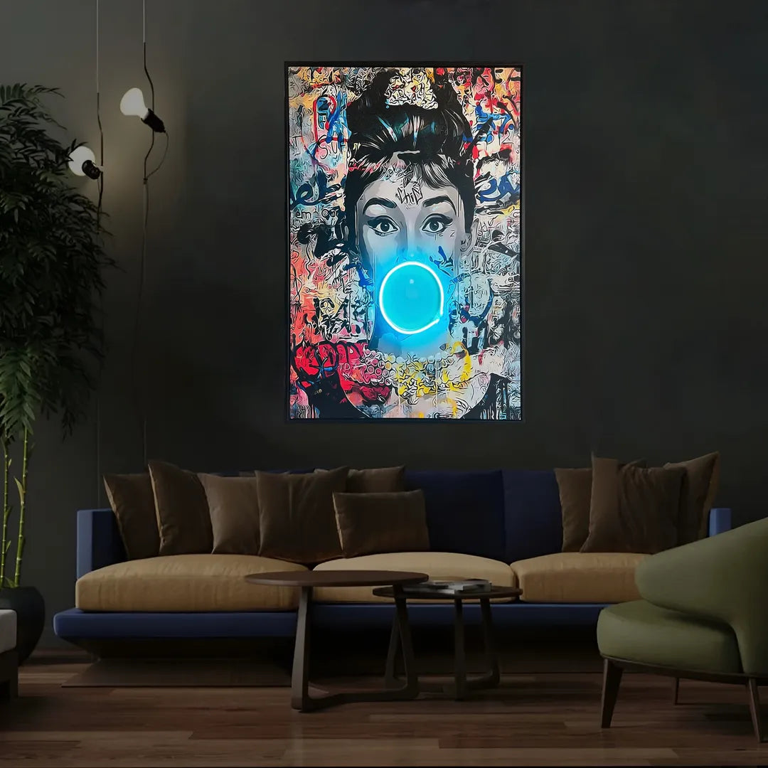 Audrey Hepburn | Pop Art Bubble Gum LED Painting | Modern Street Art Wall Décor Wall Art Interior Moderna