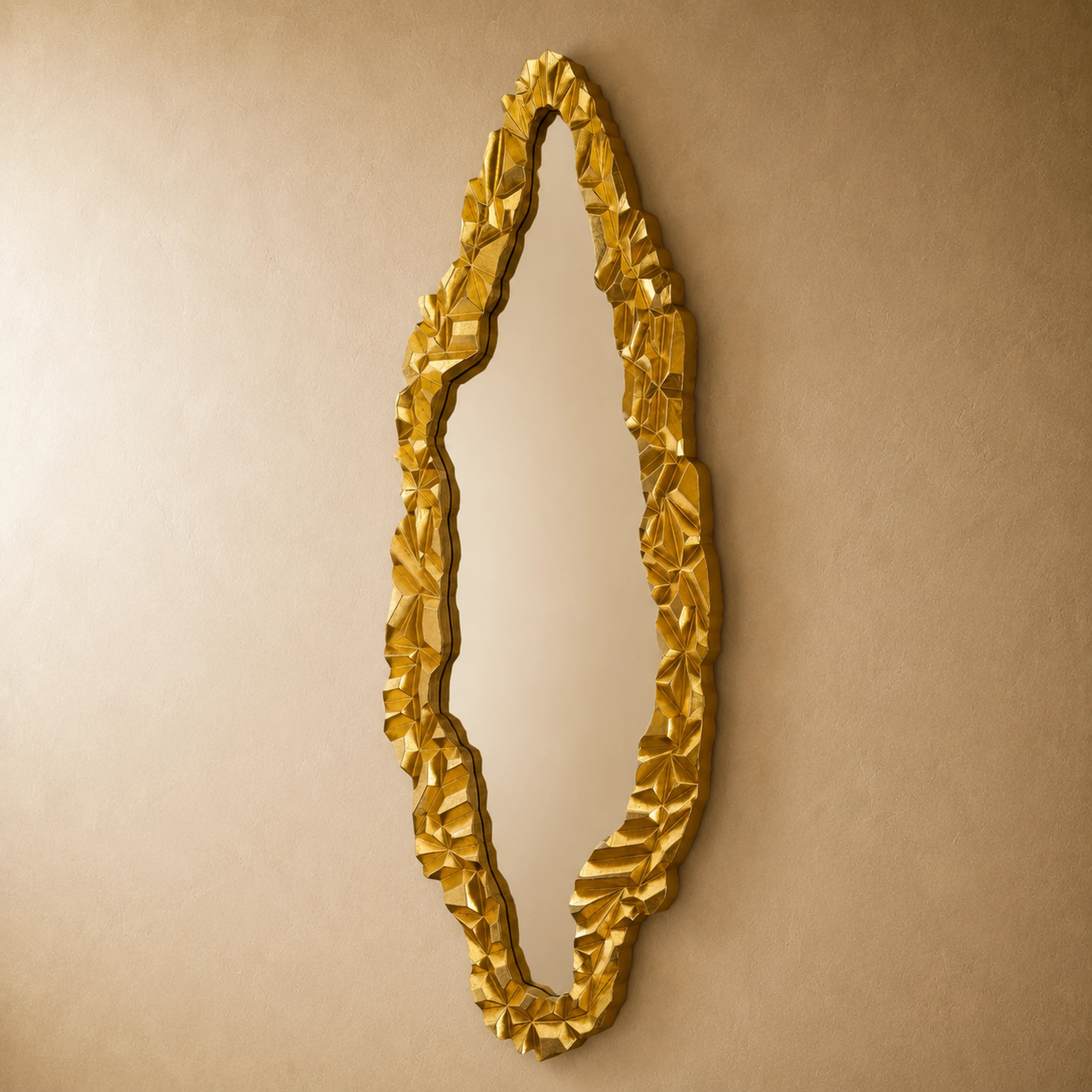 Aurelian Gold Leaf Mirror Mirror Interior Moderna