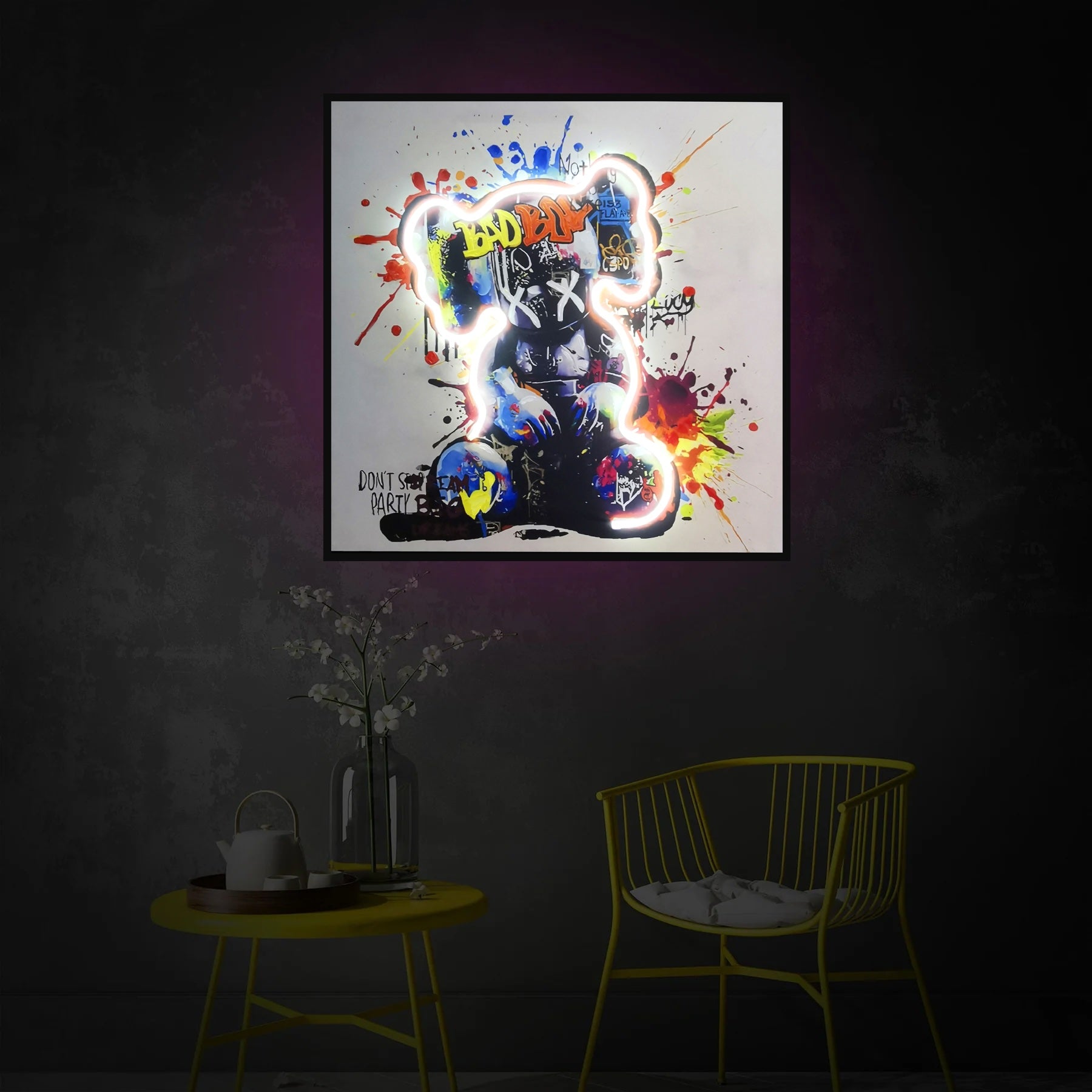 Dancing Street Art Figure LED Light – Modern LED Sculpture with X Eyes Wall Art Interior Moderna