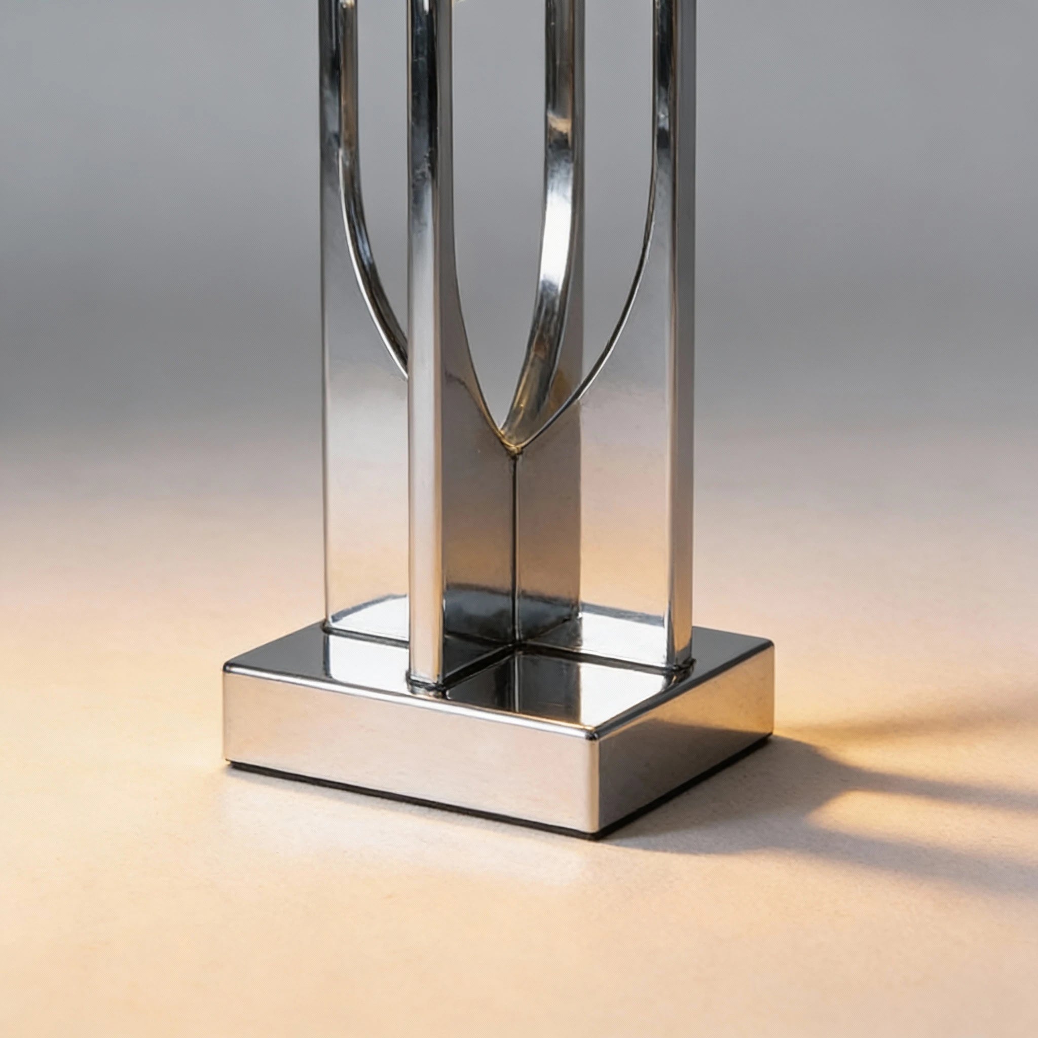 Celara Spire Floor Lamp Lamp Interior Moderna