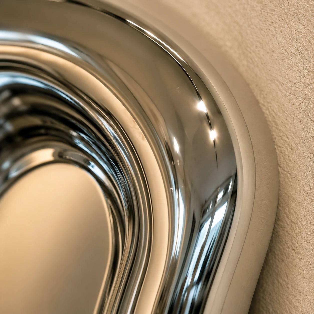 Isadora Mirror | Chrome Mirror Interior Moderna