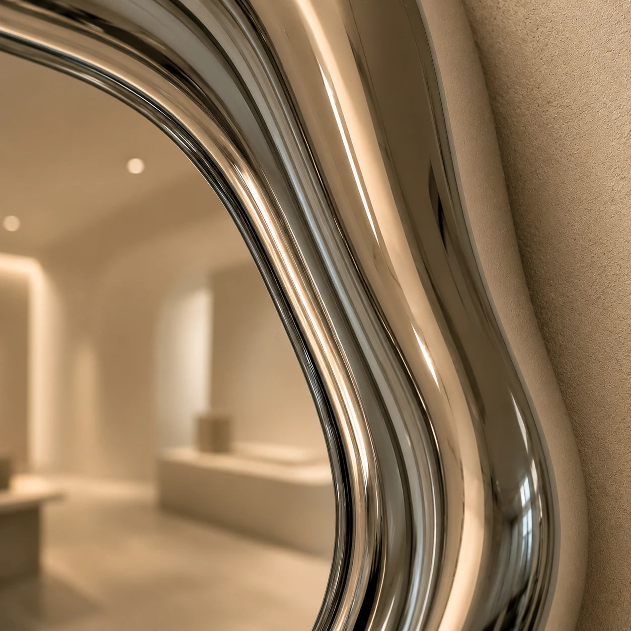 Isadora Mirror | Chrome Mirror Interior Moderna