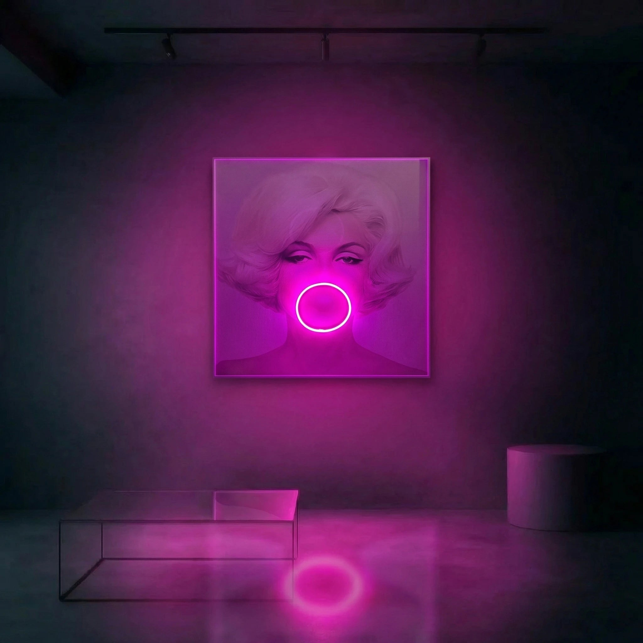 Marilyn Monroe Bubble Gum LED Wall Art – Pink LED Canvas with Bubble Accent Wall Art Interior Moderna
