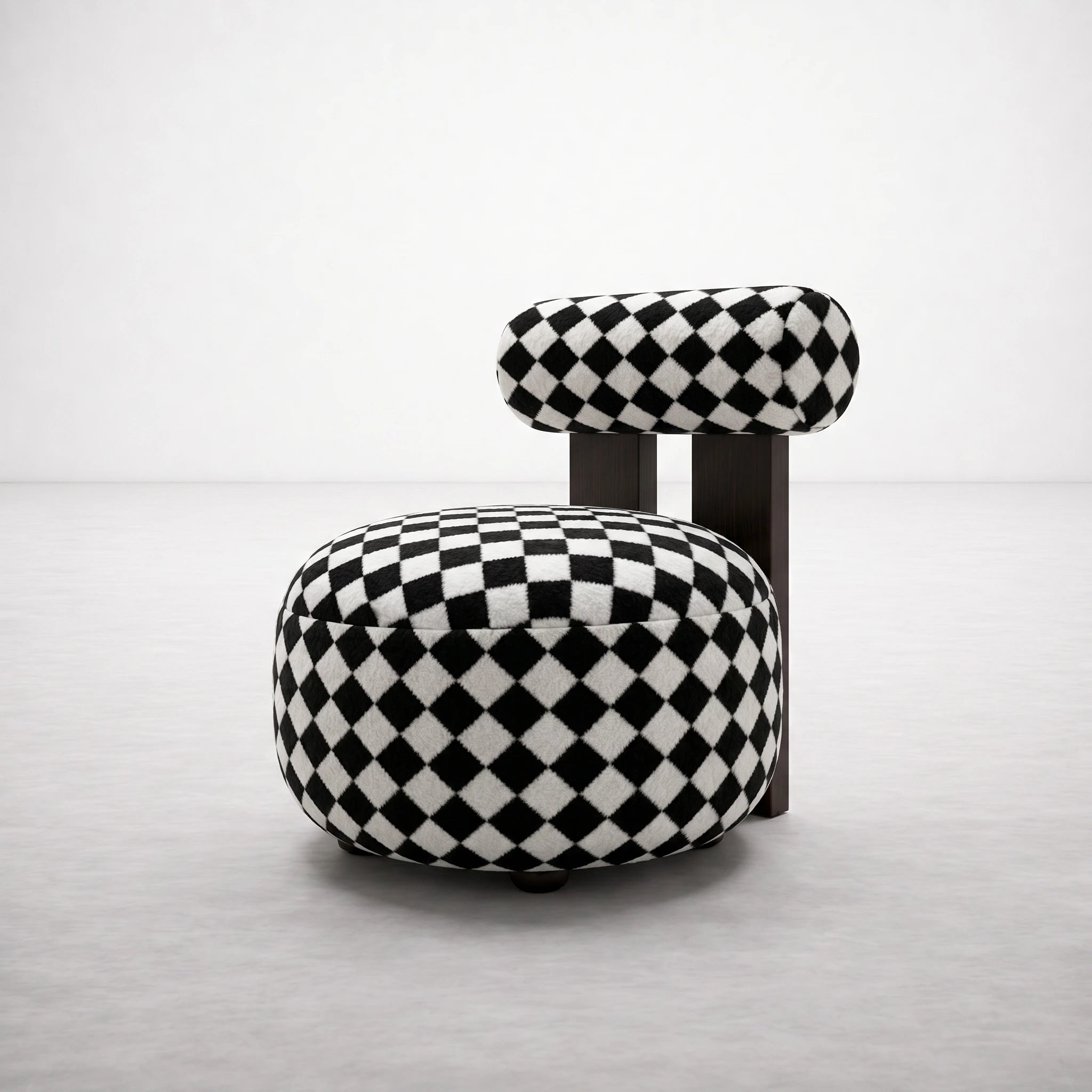 Hippo Chair | Black + White Chair Interior Moderna