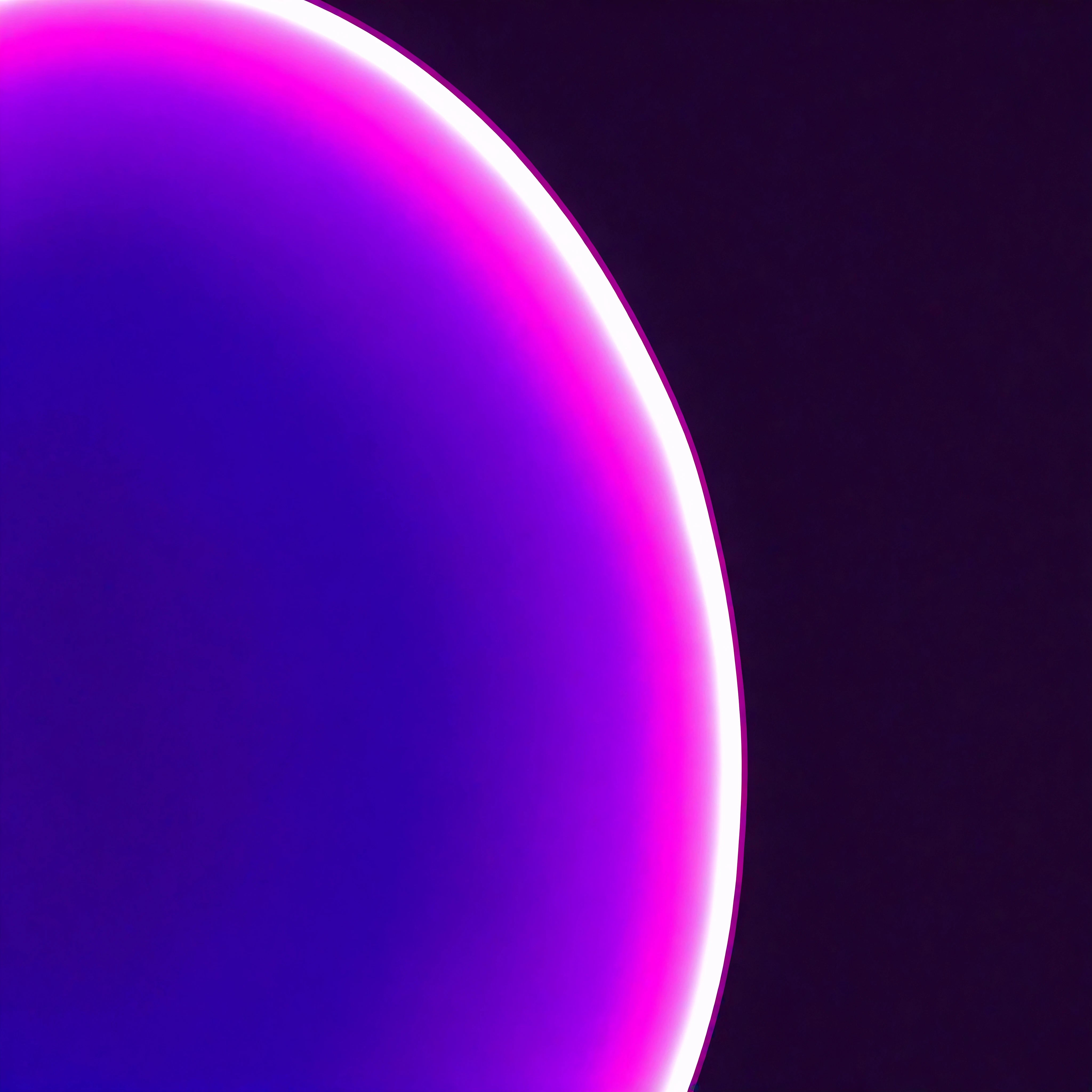 Silent Burn | Dusk Magenta Wall Art Interior Moderna
