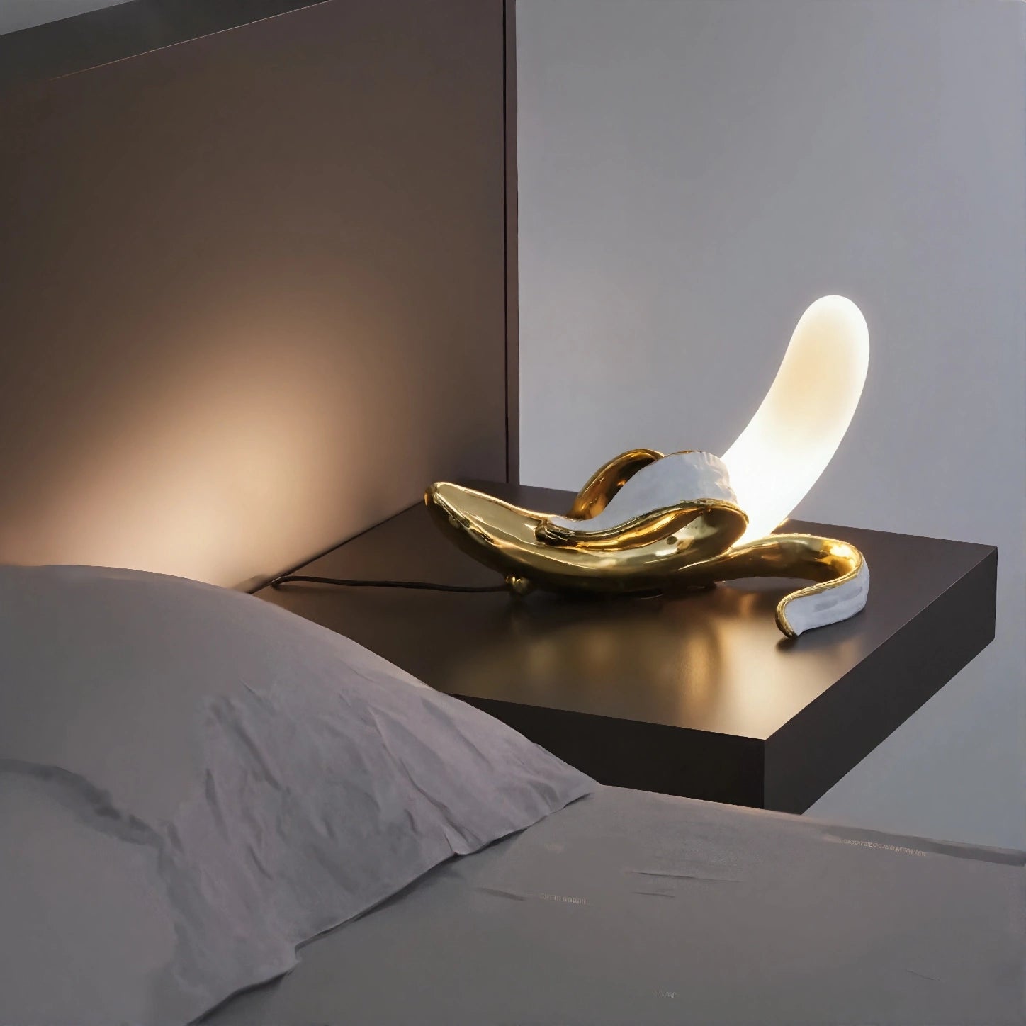 Split Banana Lamp Interior Moderna