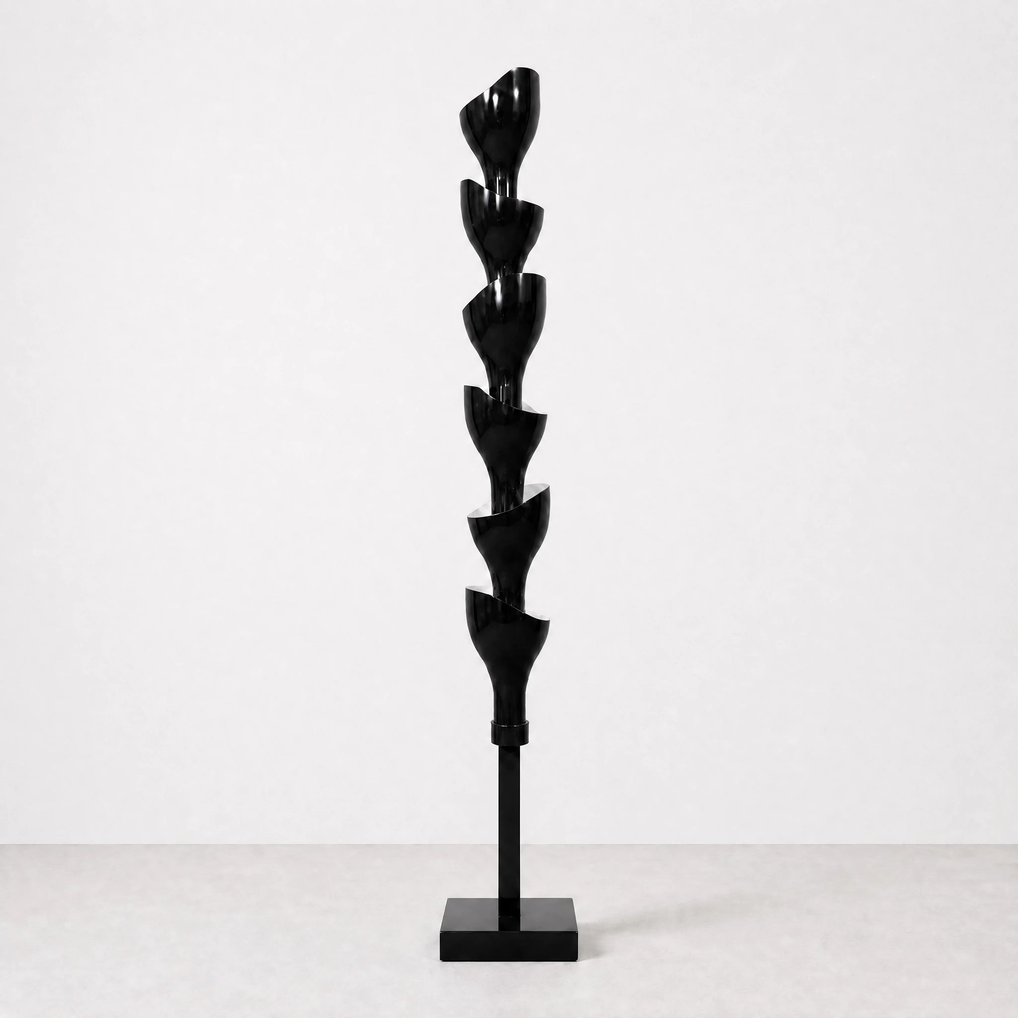 Floral Floor Lamp | Black 1
