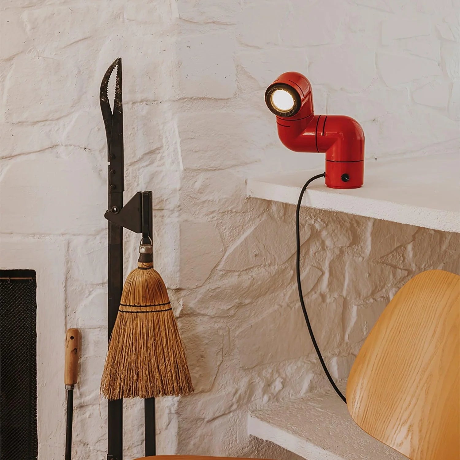Tatu Style Table Lamp