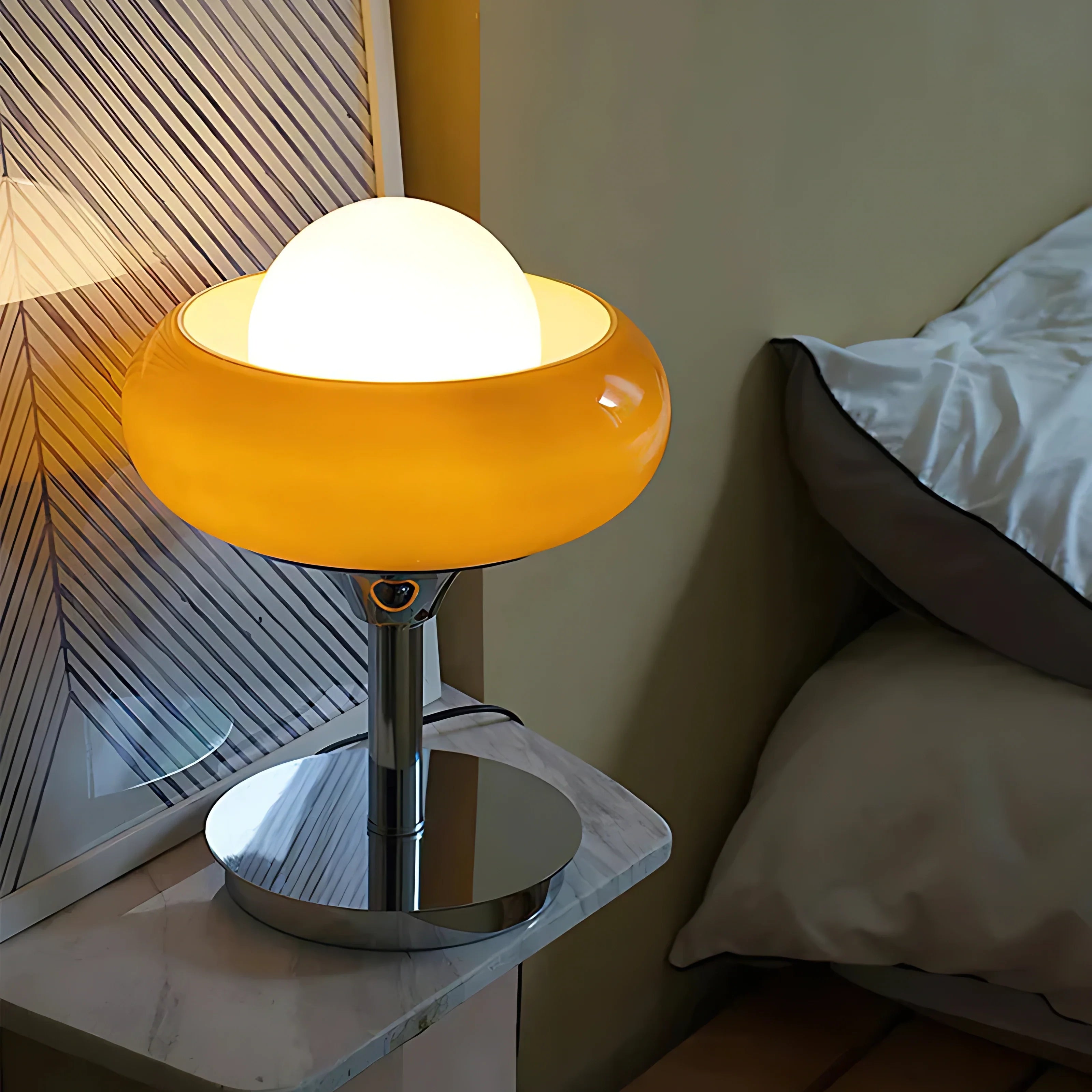 Sunburst Glow Table Lamp Lamp Interior Moderna