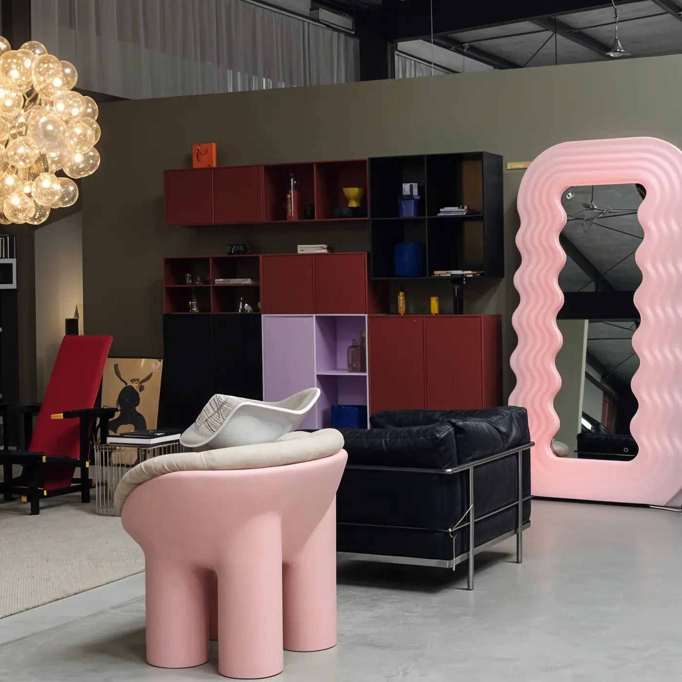 Ettore Sottsass Mirror Mirror Interior Moderna