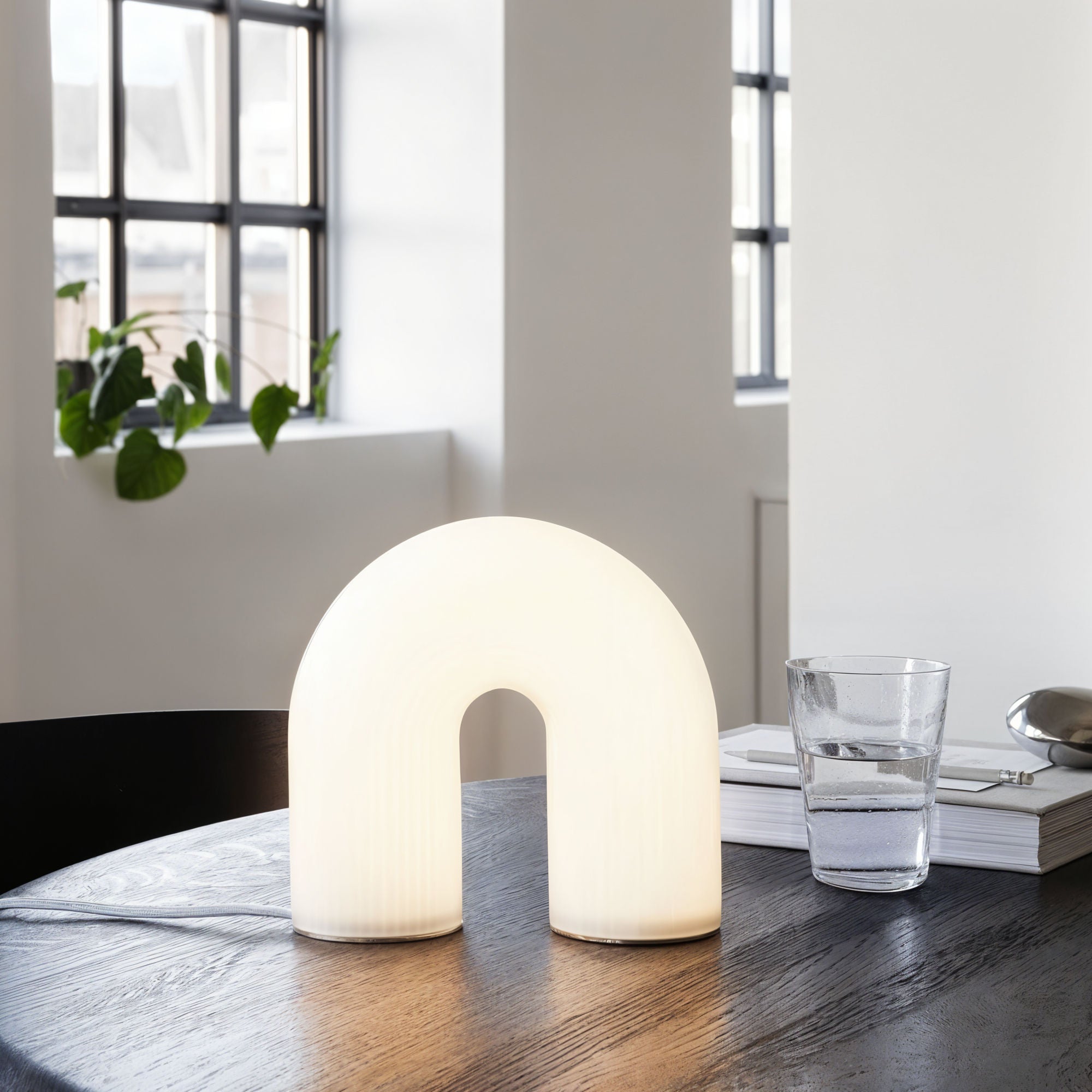 Vuelta Arch Table Lamp Lamp Interior Moderna