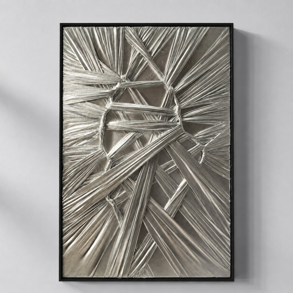 Interwoven Chaos | Silver Wall Art Interior Moderna