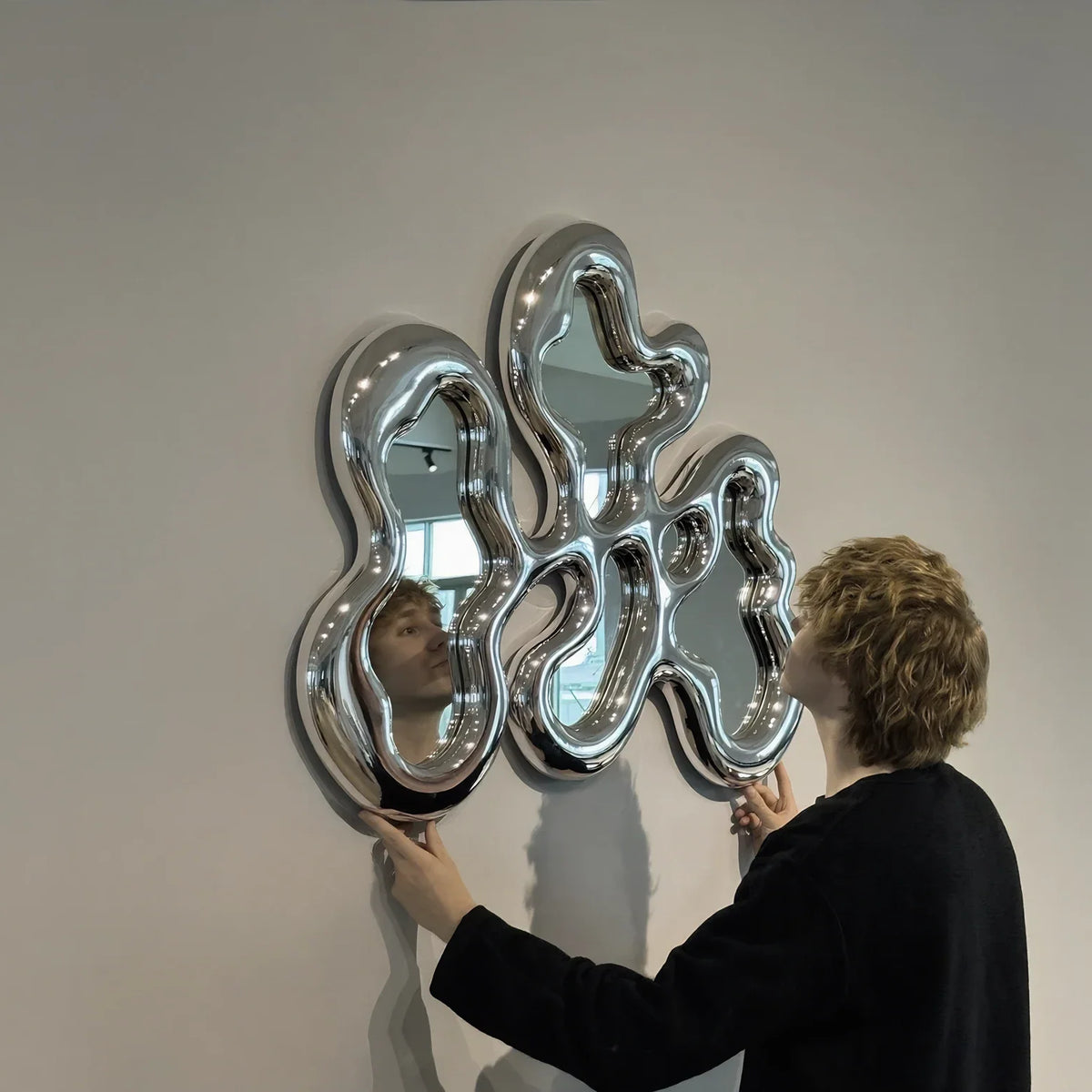 Wavy Mirrors | Sculptural Wall Mirrors | Interior Moderna