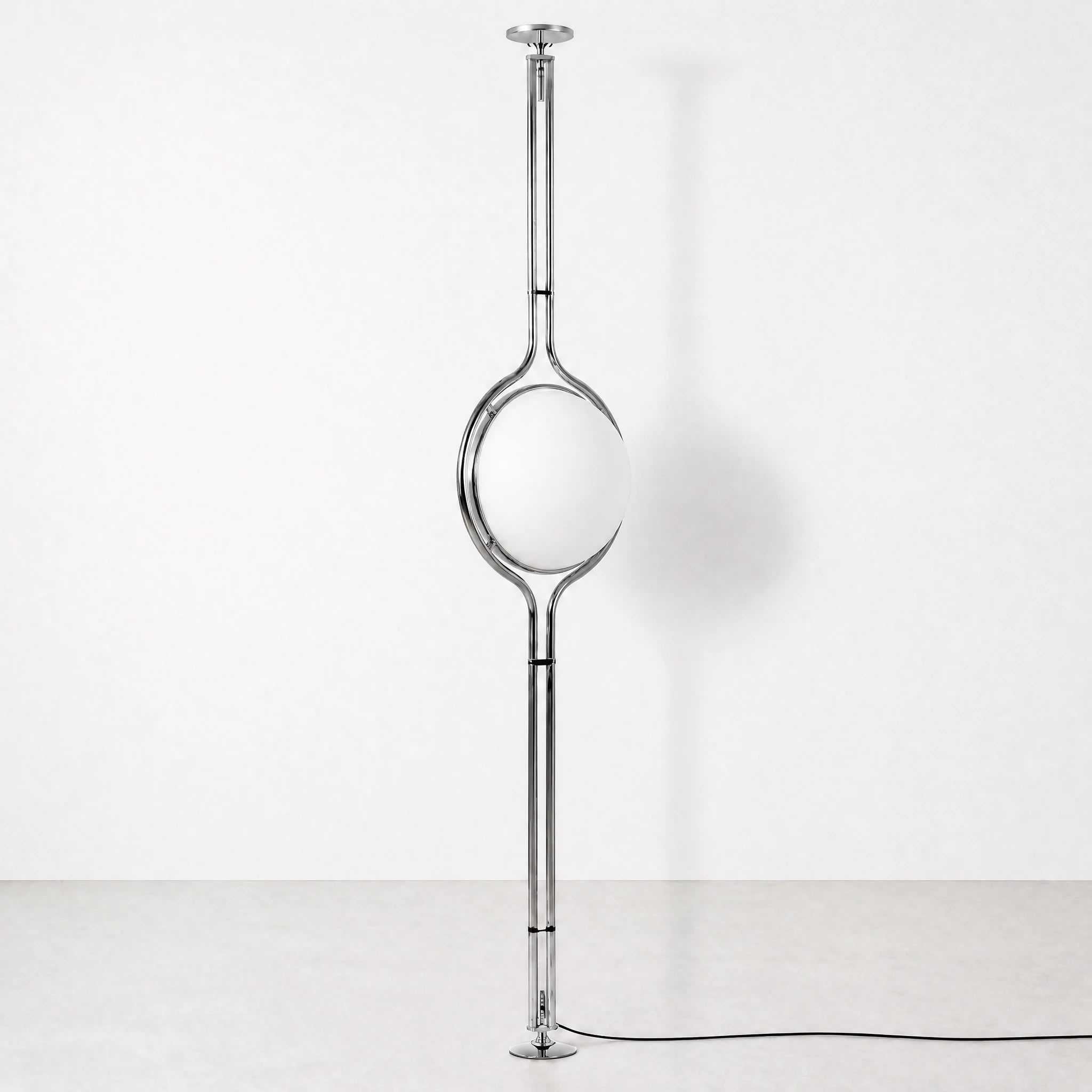 Solus Floor to Ceiling Lamp