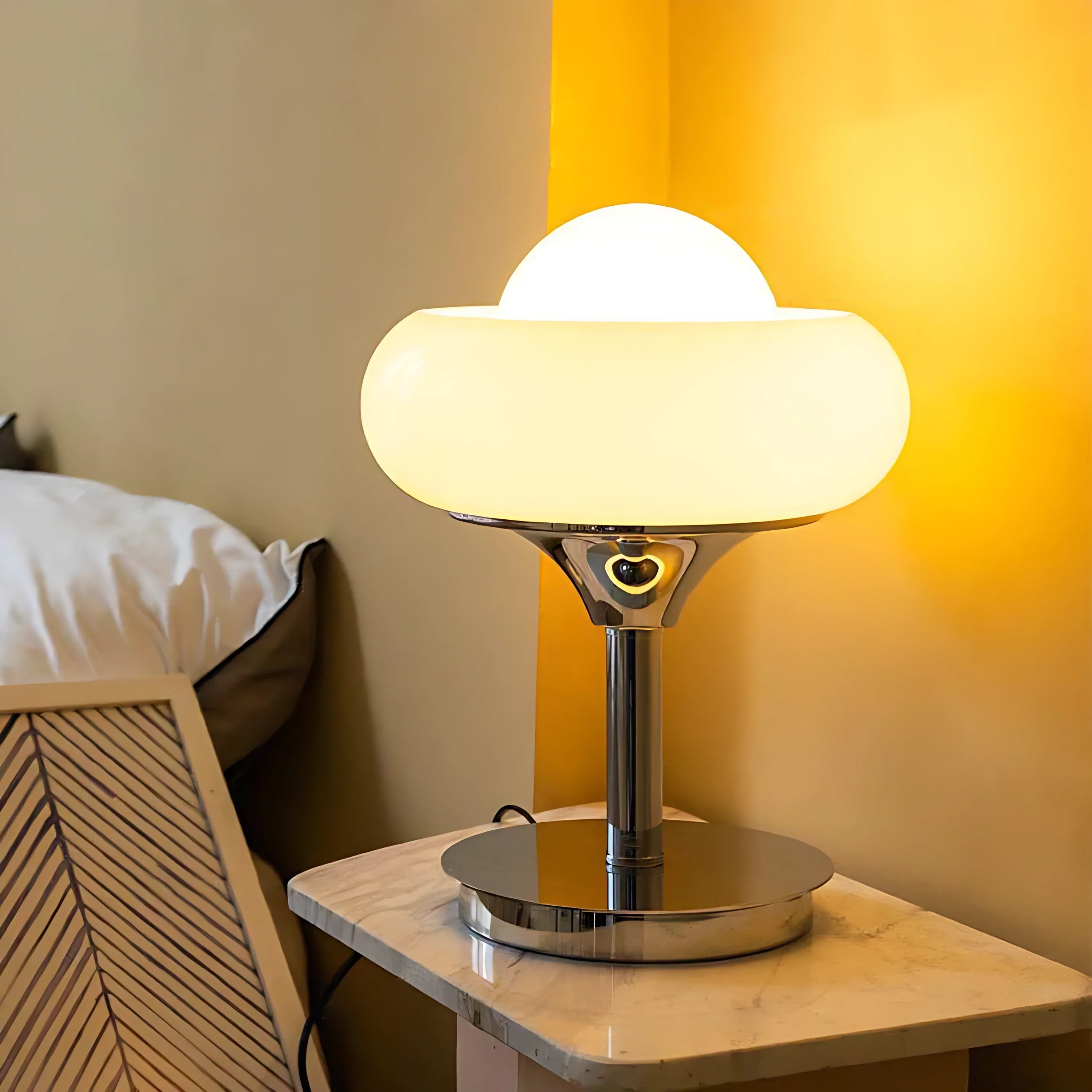 Sunburst Glow Table Lamp Lamp Interior Moderna
