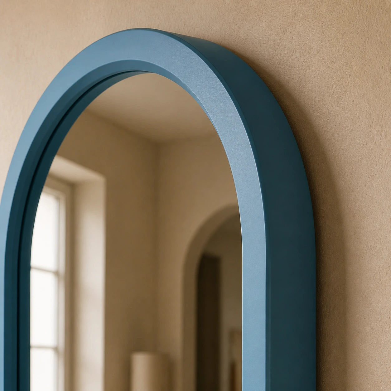 The Pill Mirror | Blue Mirror Interior Moderna