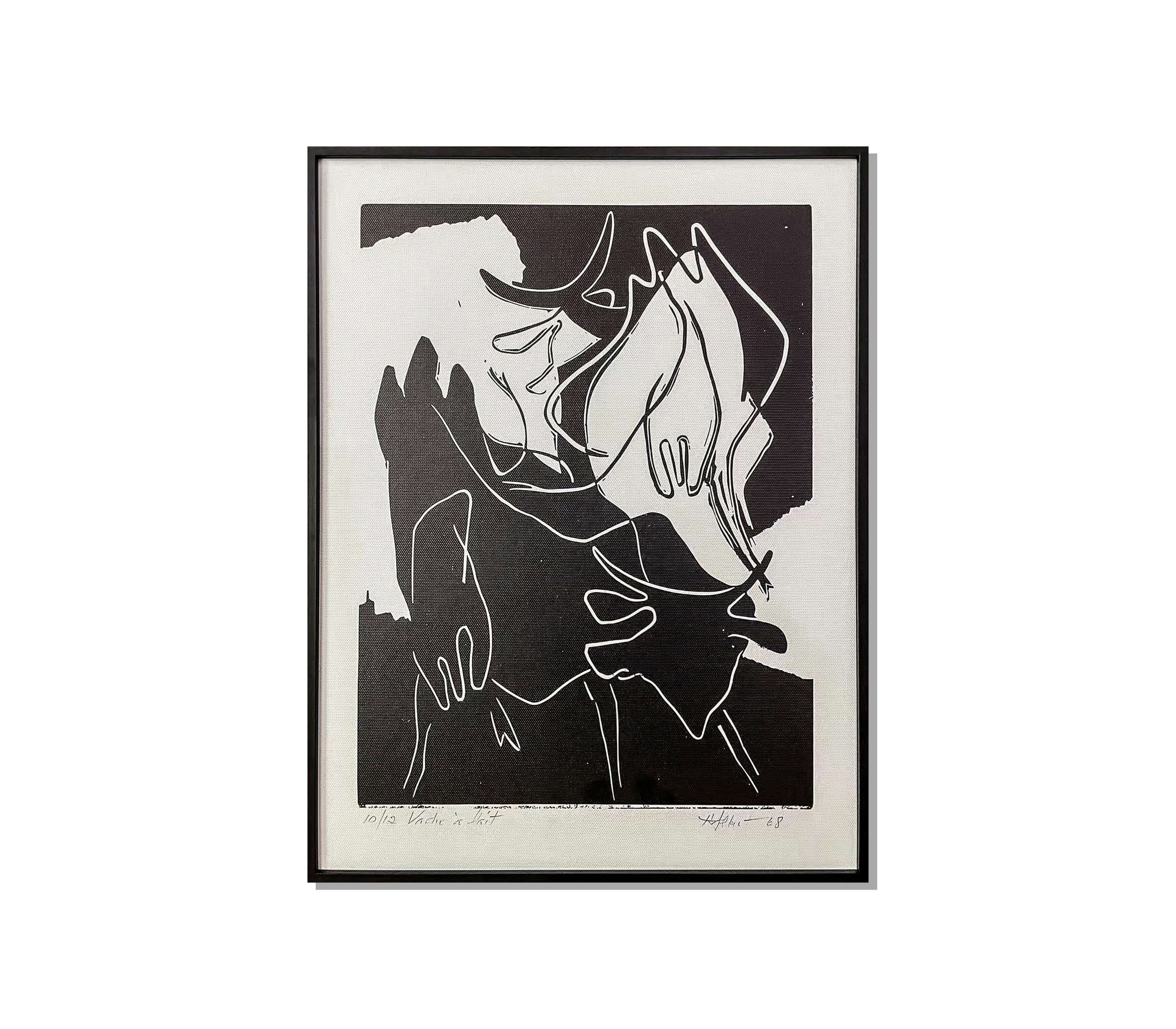 Monochrome Bullfight: Dynamic Ink Duel Wall Art Interior Moderna   