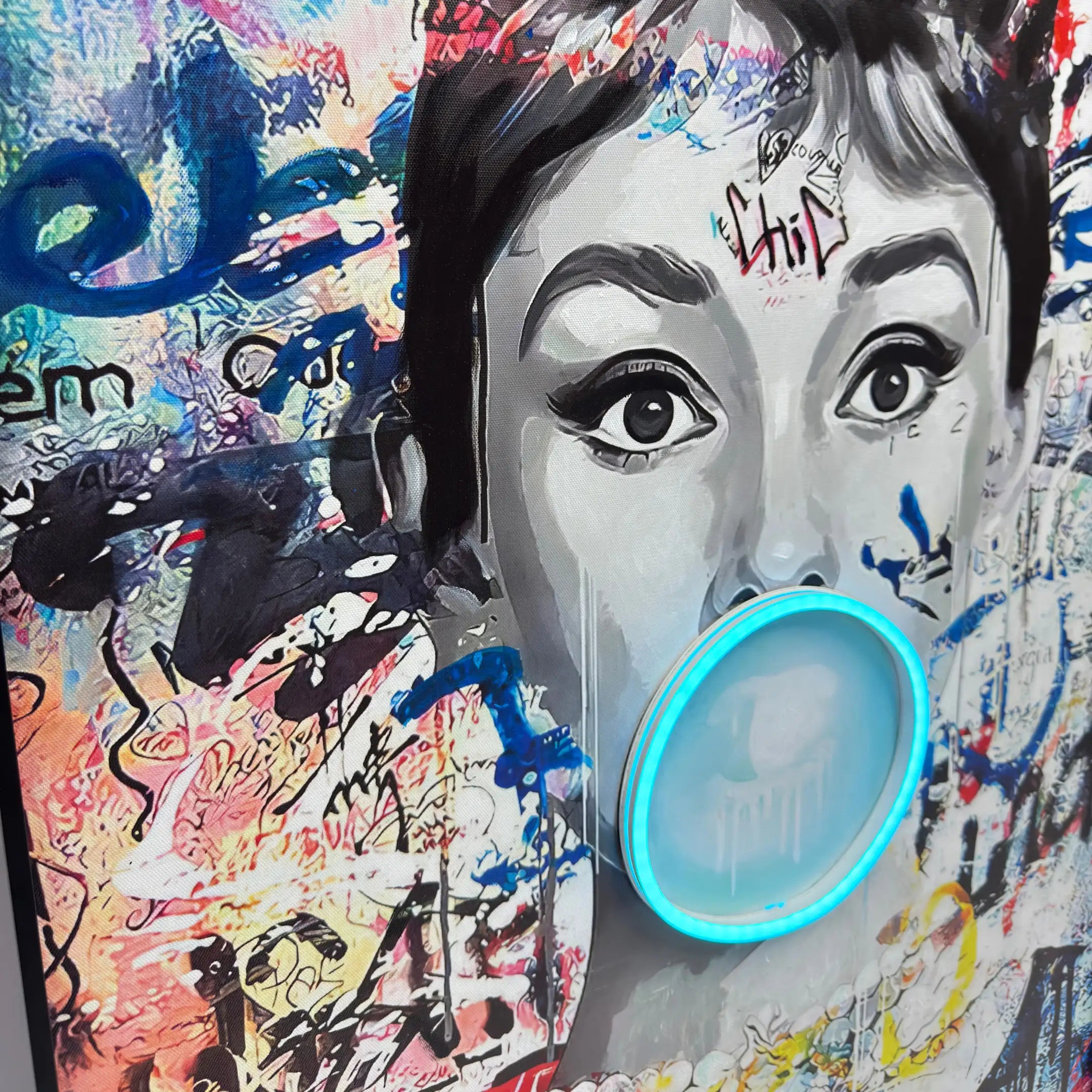 Audrey Hepburn Bubble Gum LED Painting Wall Art Interior Moderna