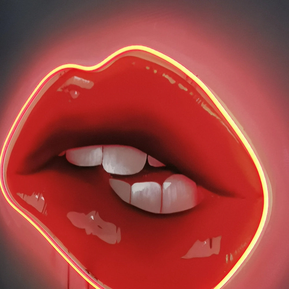 Red Lips LED Wall Art | Lip Biting Red LED Canvas with Paint Drip Wall Art Interior Moderna