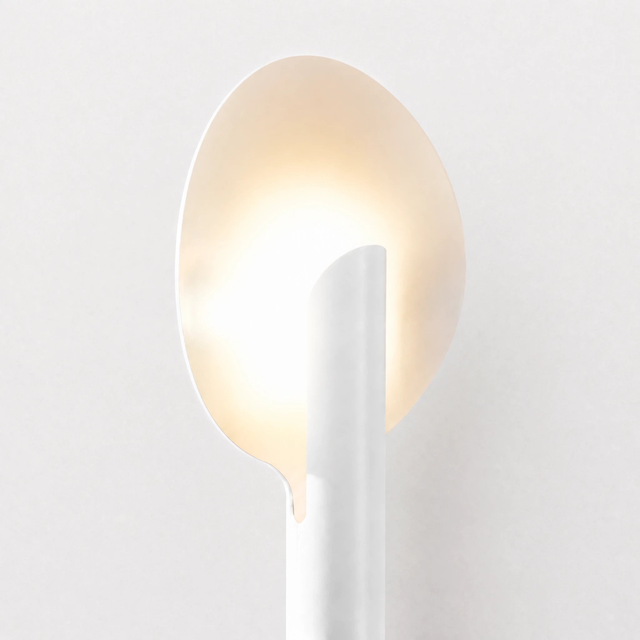 Elaris Pillar Lamp | White