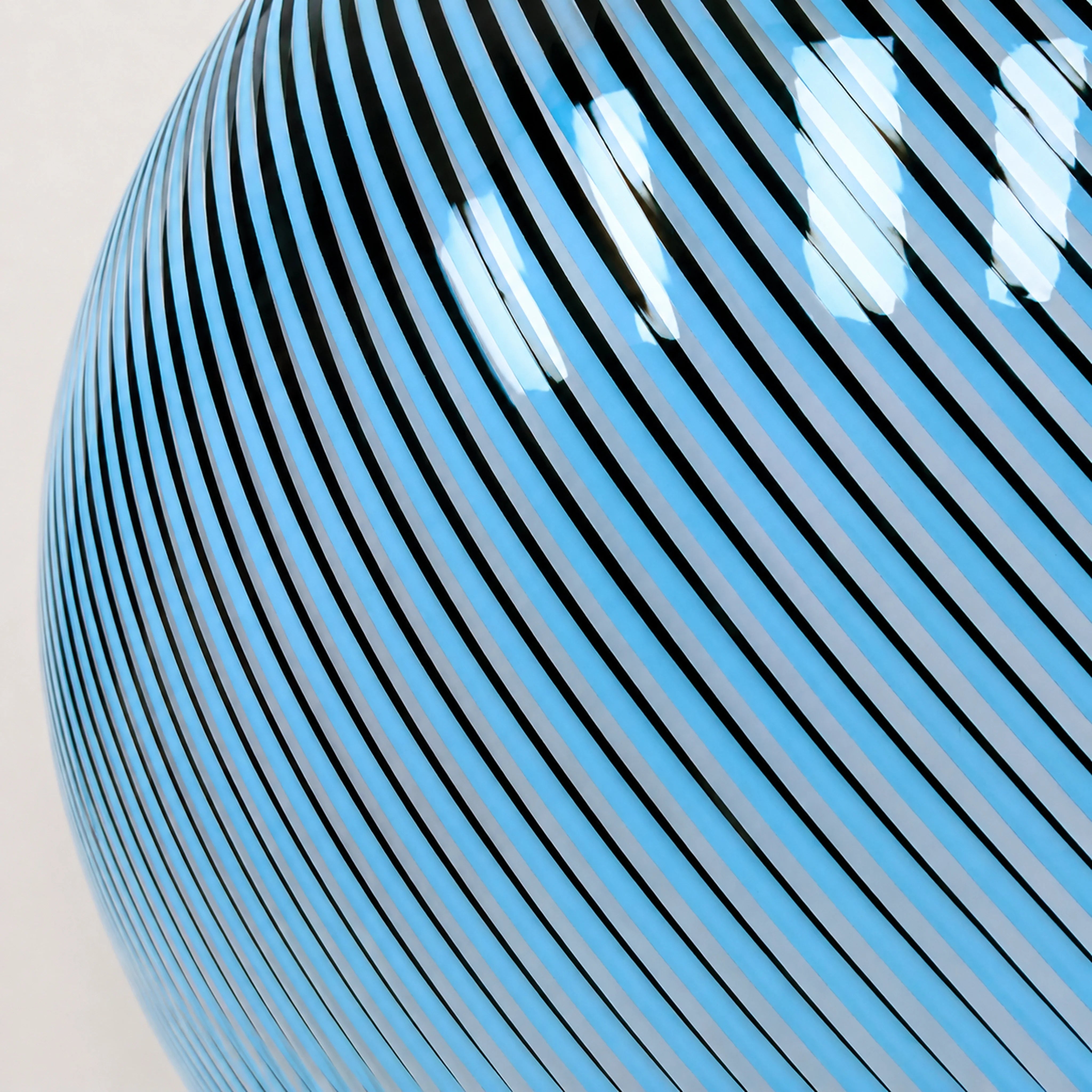 Linear Shift | Arctic Drift Wall Art Interior Moderna