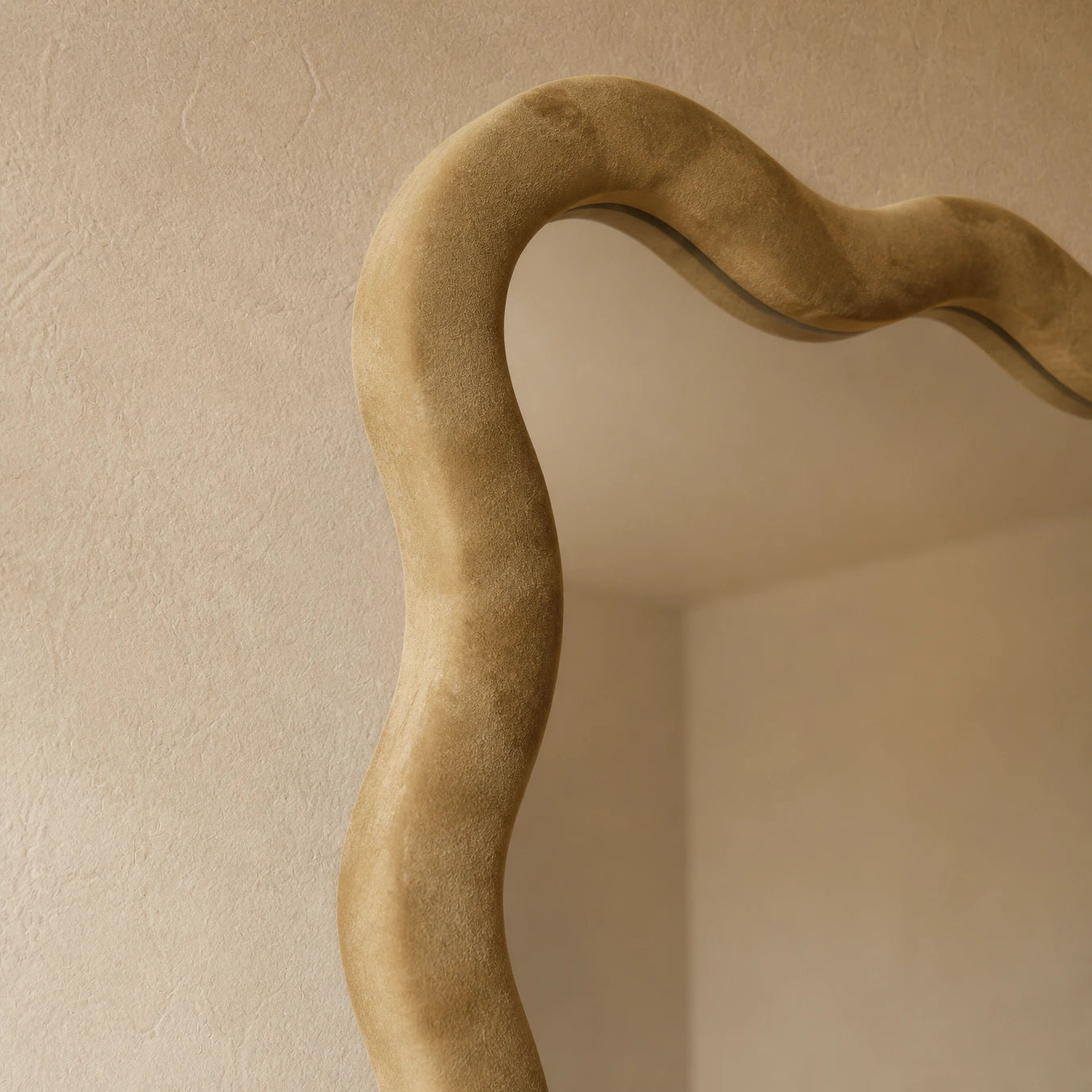 Velvet Wave Mirror Mirror Interior Moderna