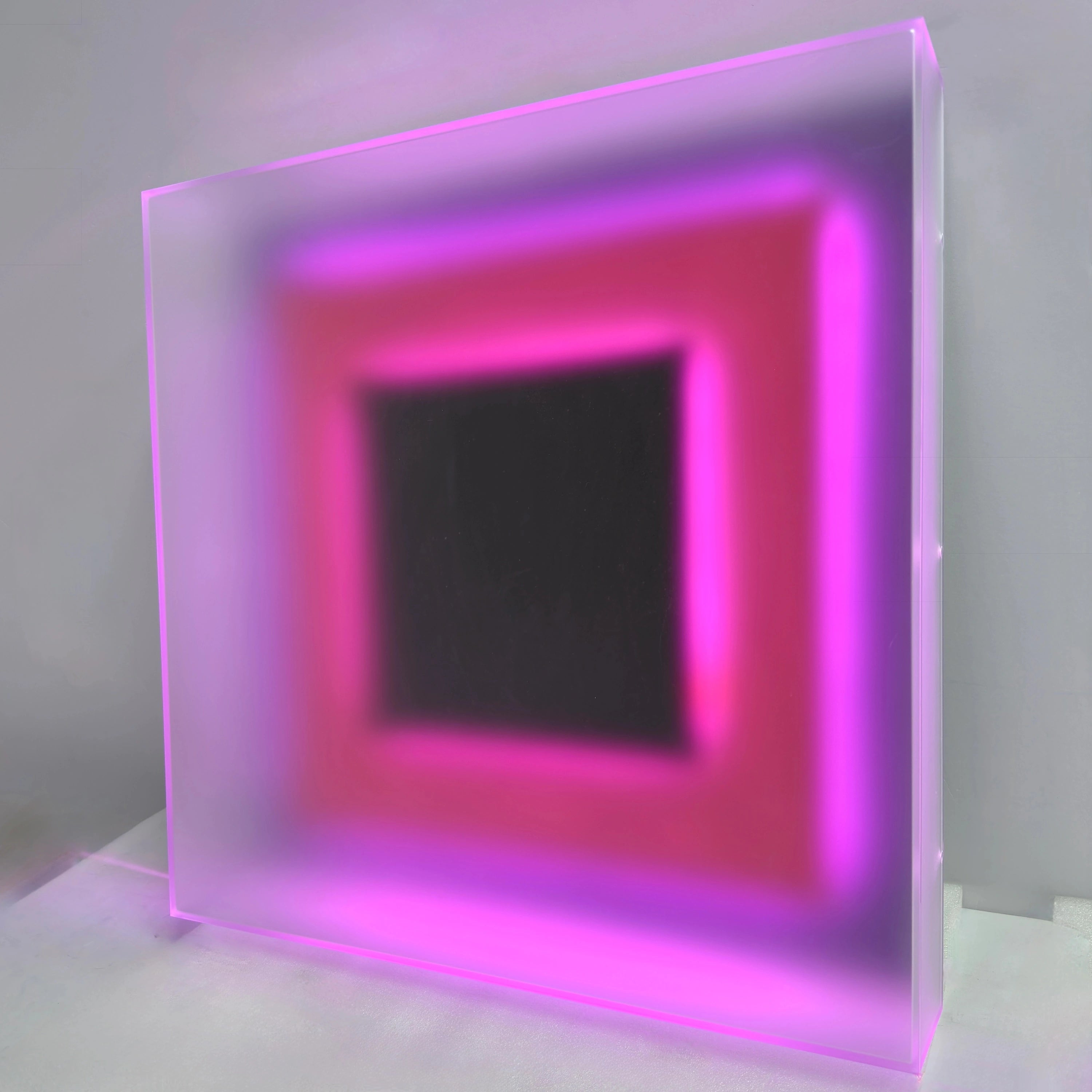 Held Inside Wall Art Interior Moderna