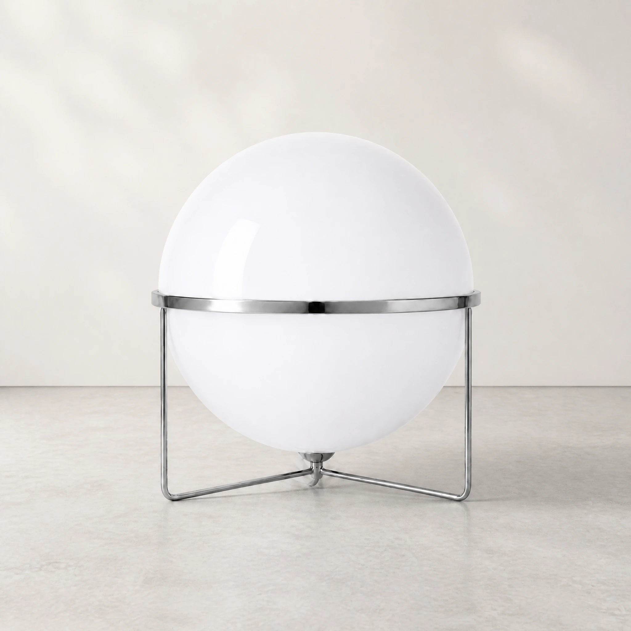 Solus Single Sphere Table Lamp Lamp Interior Moderna
