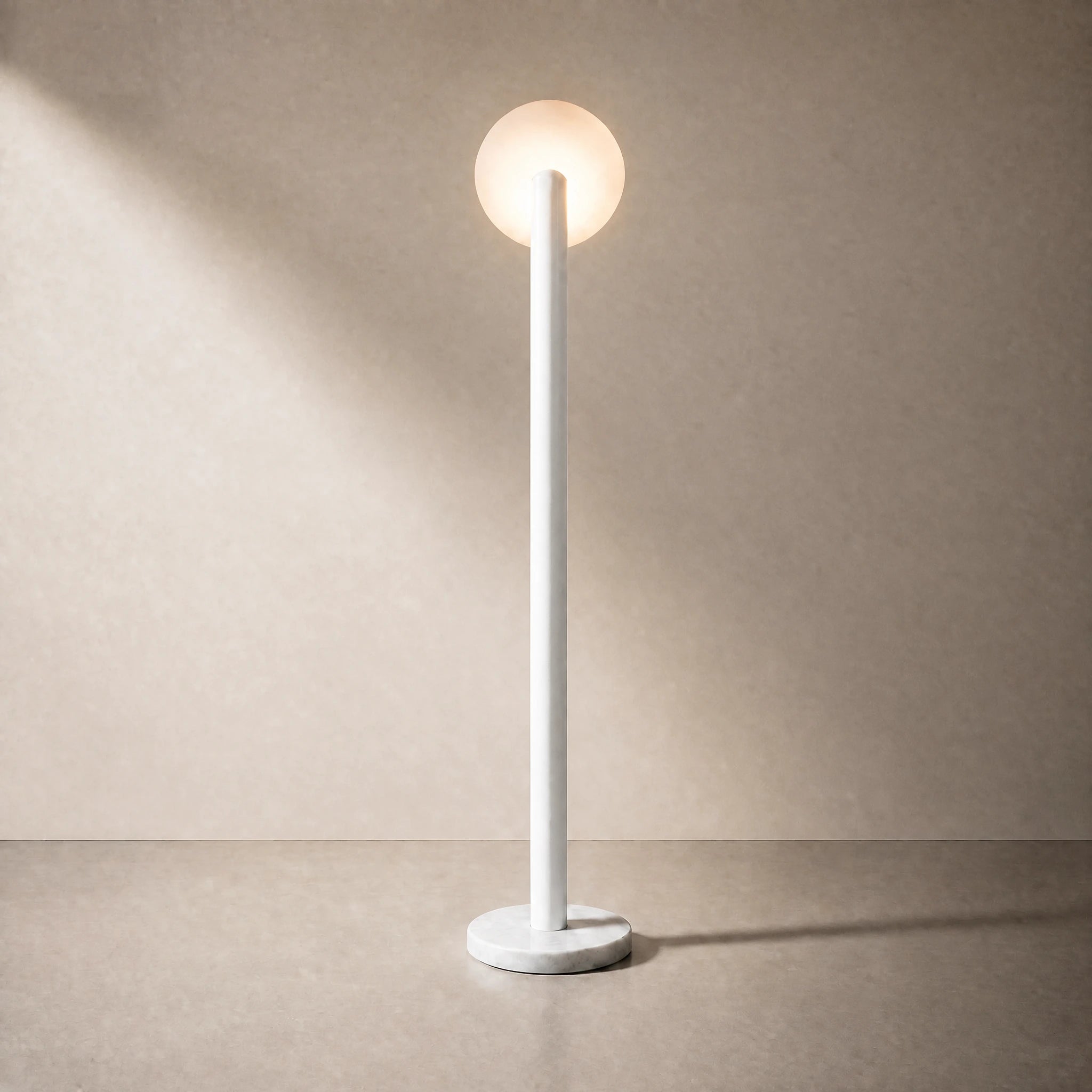 Elaris Pillar Lamp | White