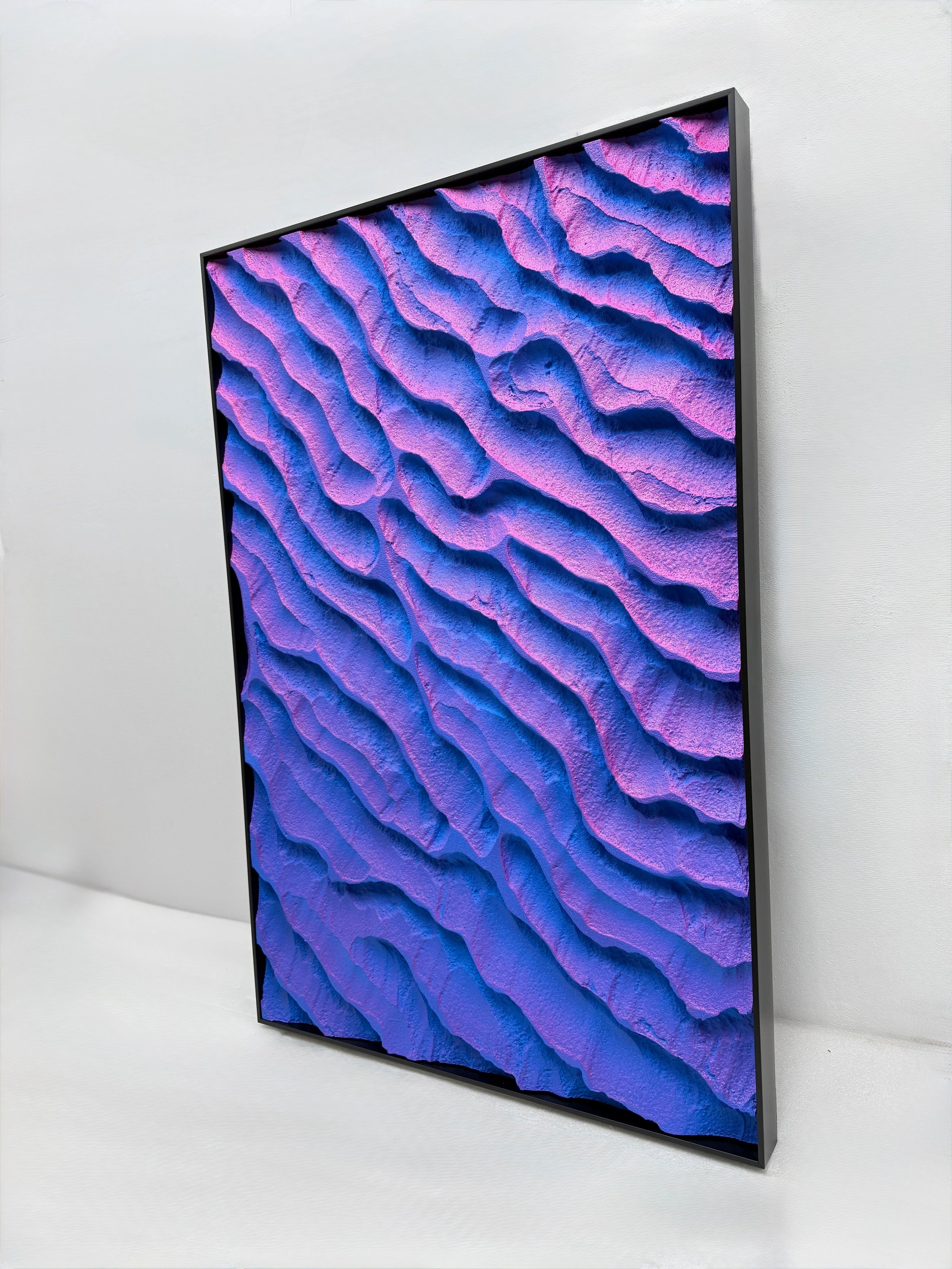 Pressure Index | Ultraviolet Strata Wall Art Interior Moderna