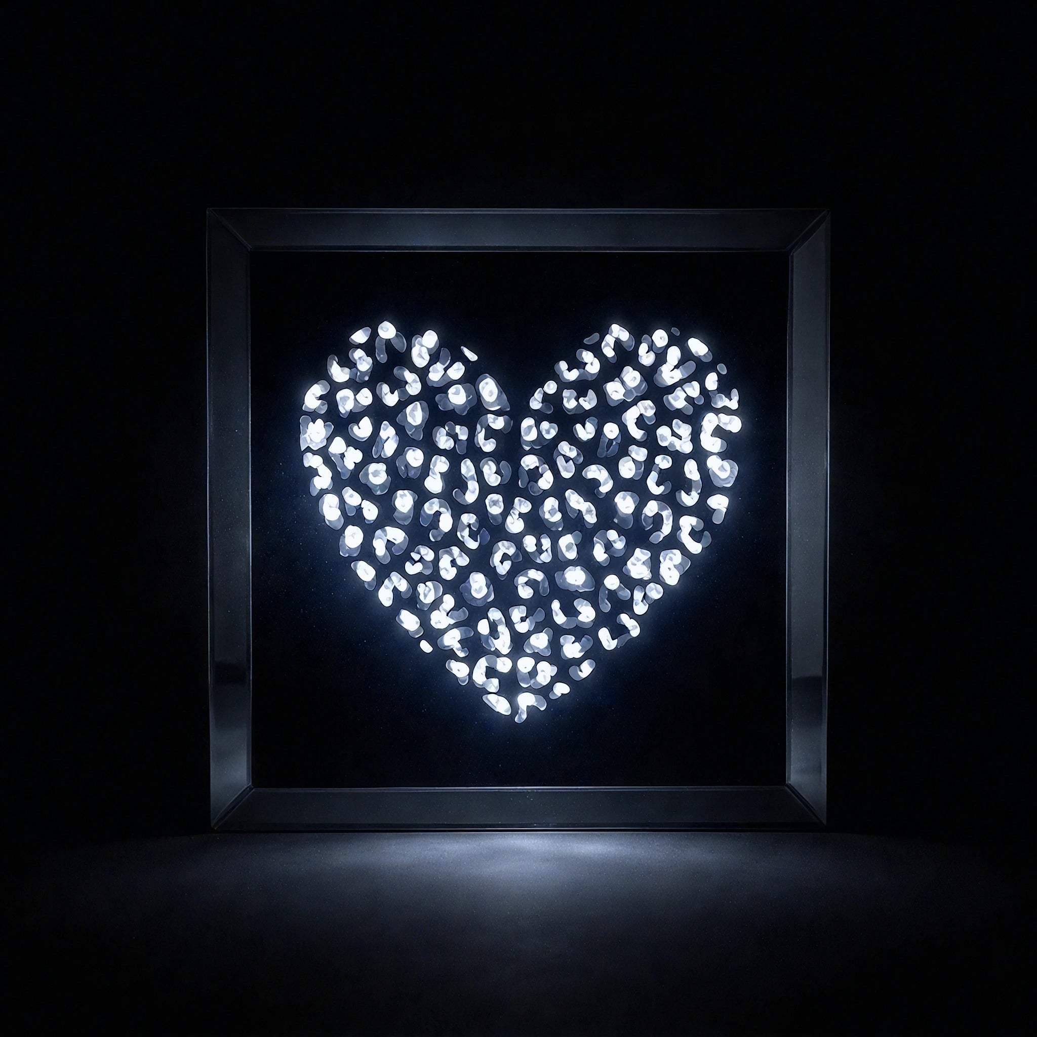 Midnight Hearts Wall Art Interior Moderna