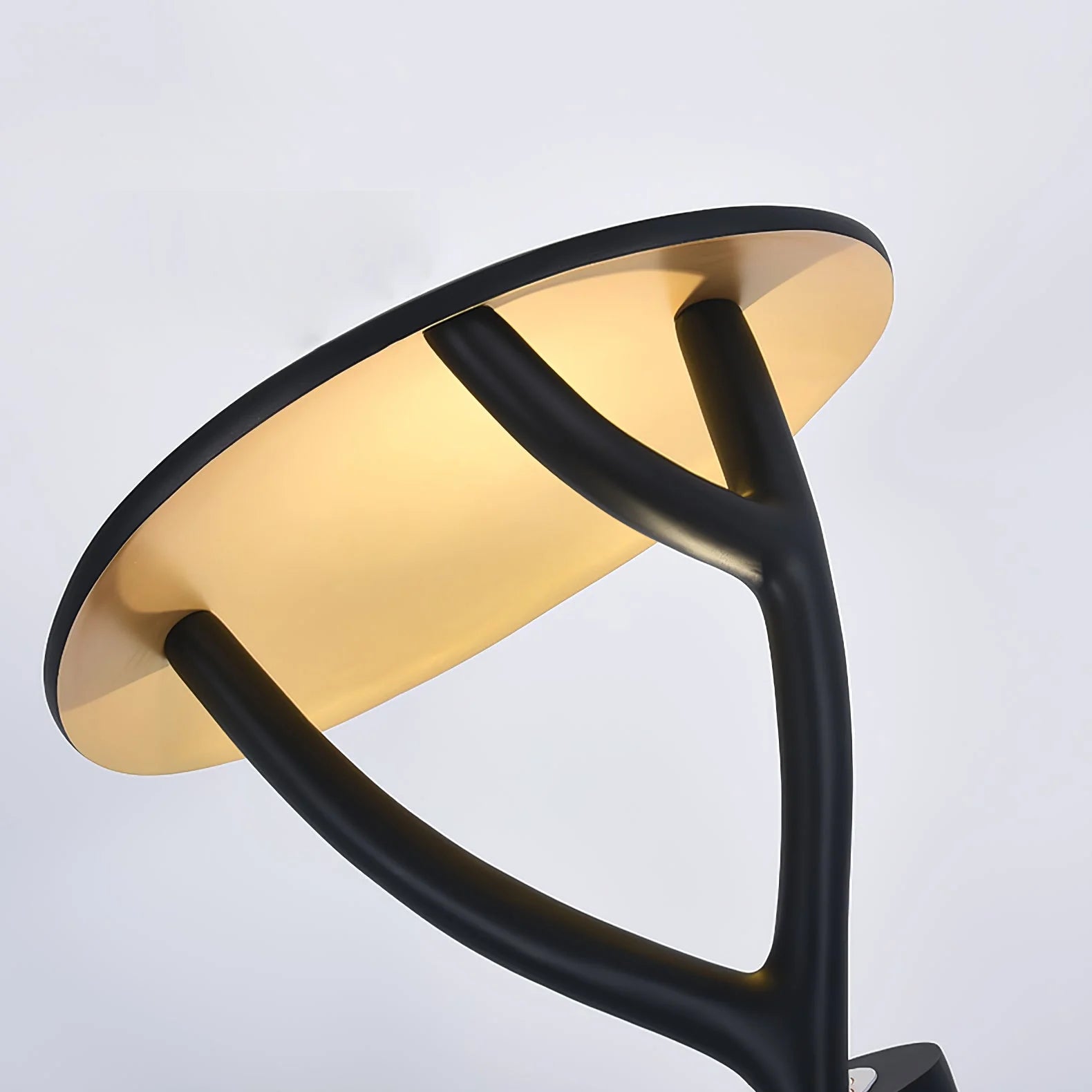 Humanoid Standing Tree Floor Lamp Lamp Interior Moderna