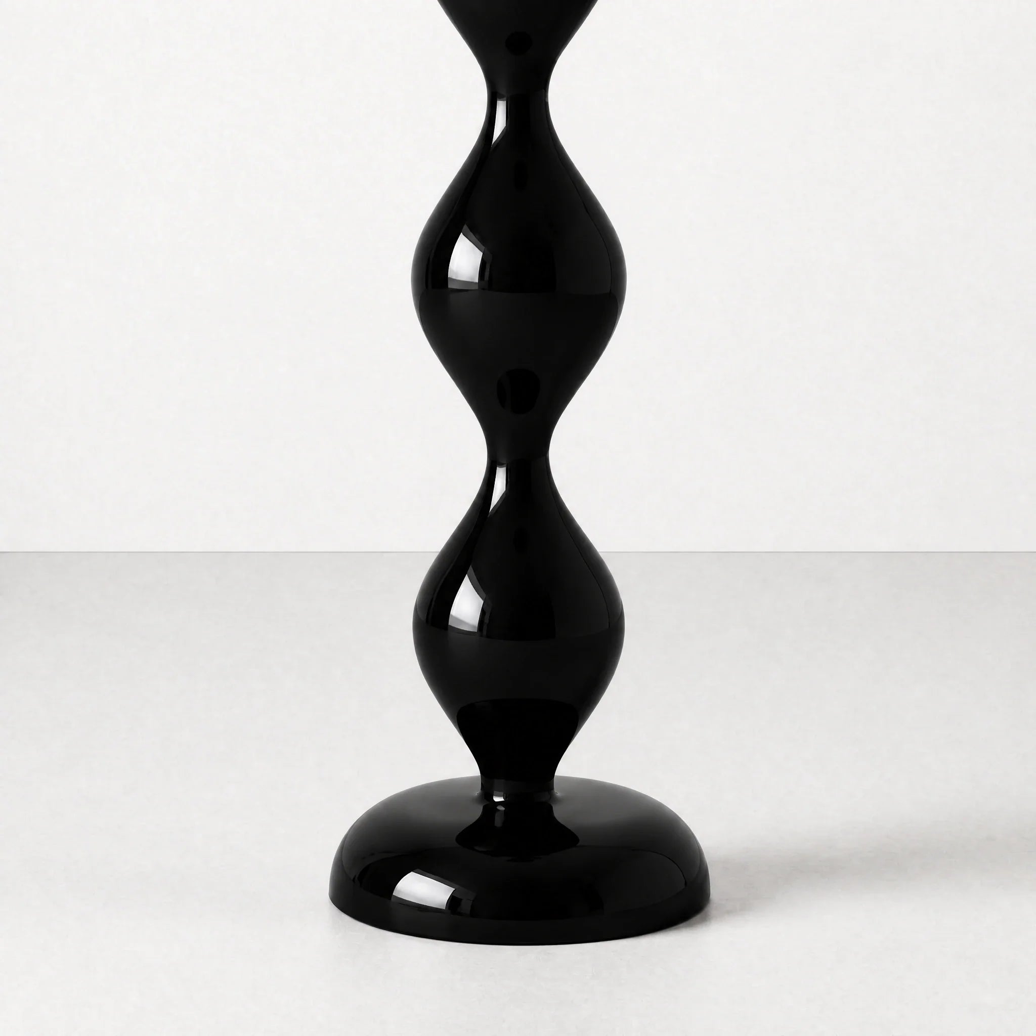Black Zara Groove Floor Lamp — view 2