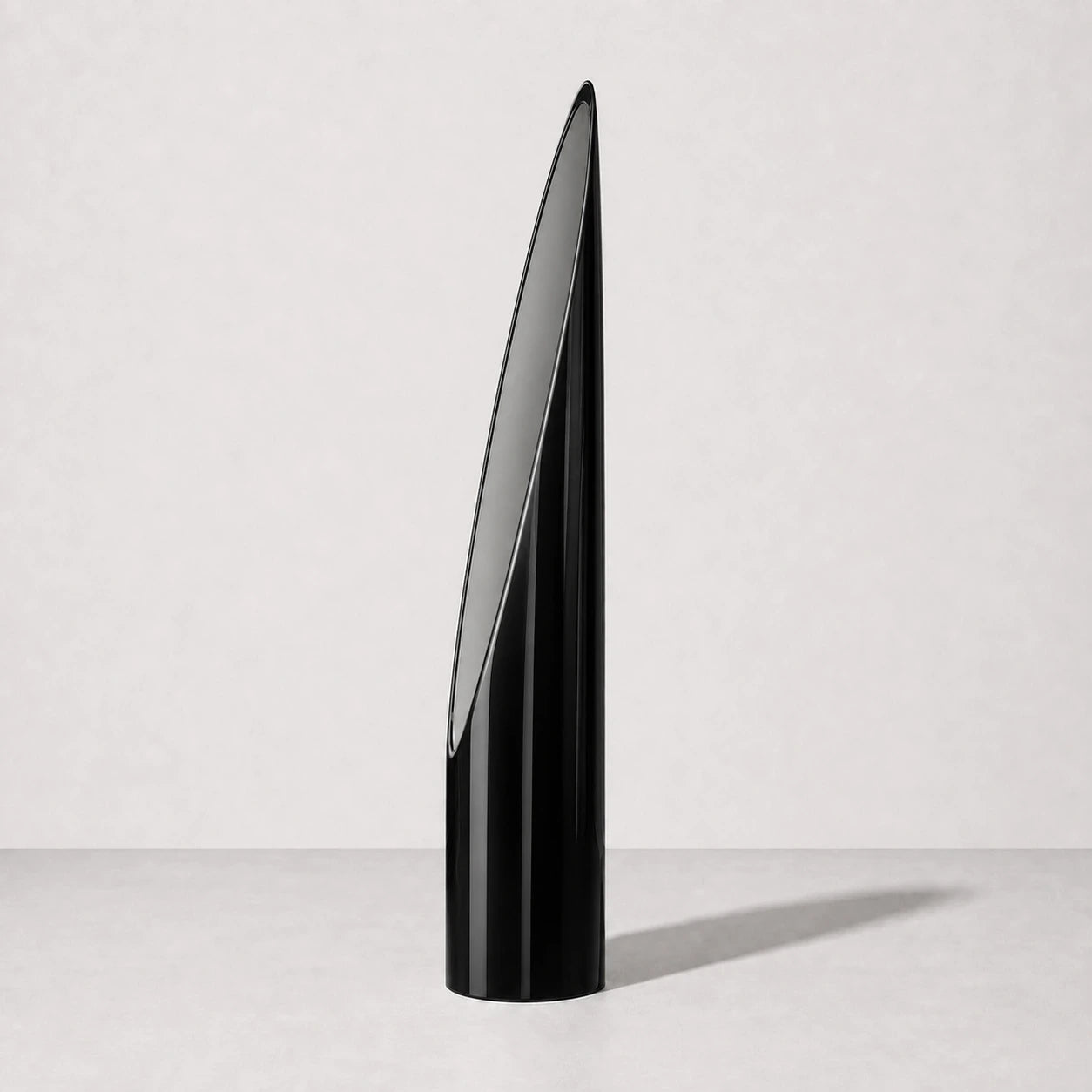Black Lipstick Mirror, right three-quarter view — Interior Moderna