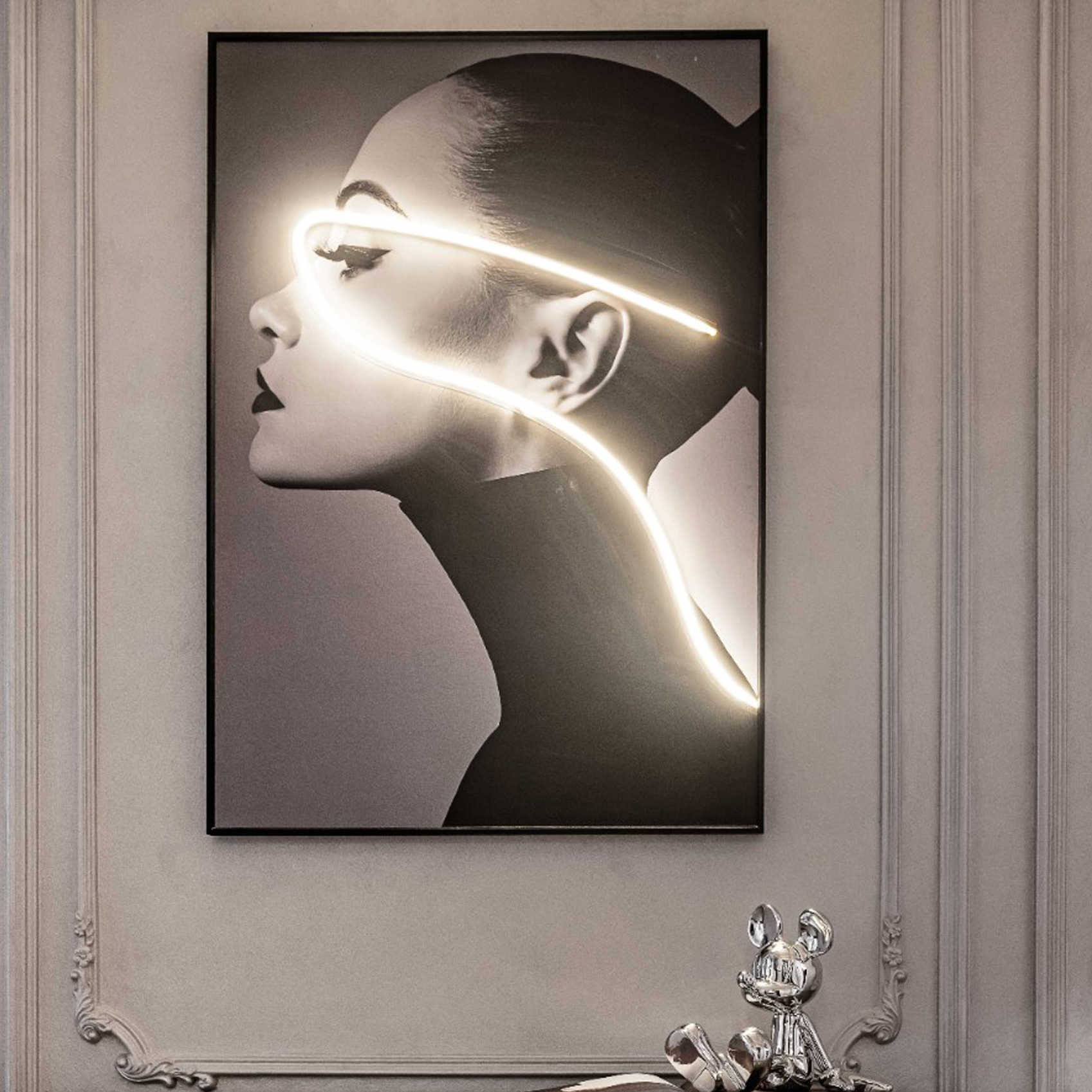 Glowing Beauty Wall Art Interior Moderna   