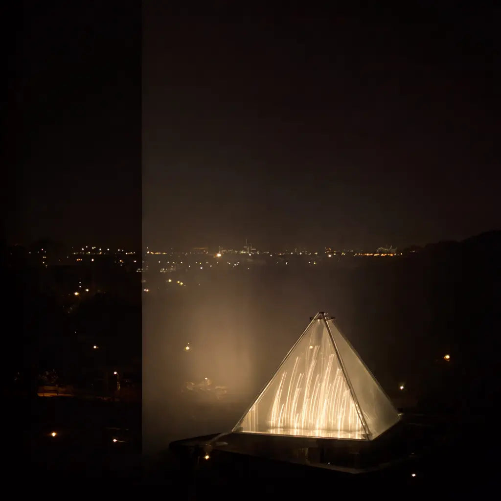 Louvre Lamp Lamp Interior Moderna