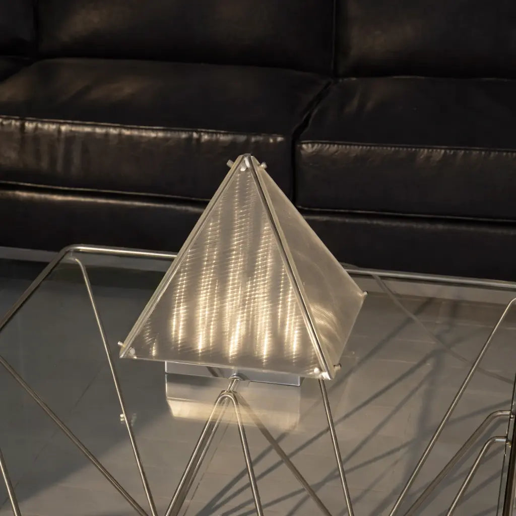 Louvre Lamp Lamp Interior Moderna