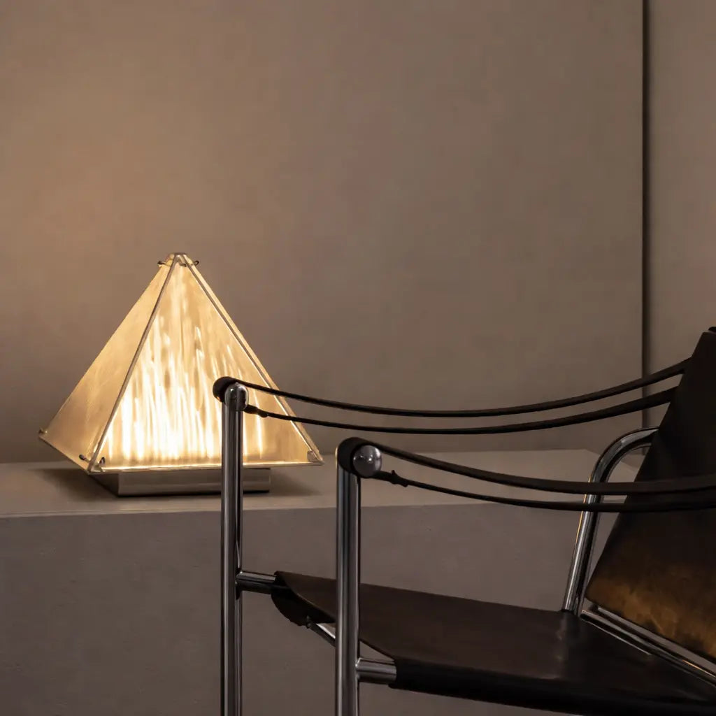 Louvre Lamp Lamp Interior Moderna