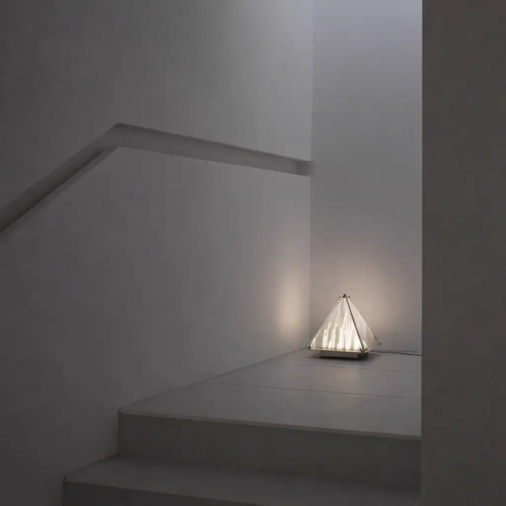 Louvre Lamp Lamp Interior Moderna