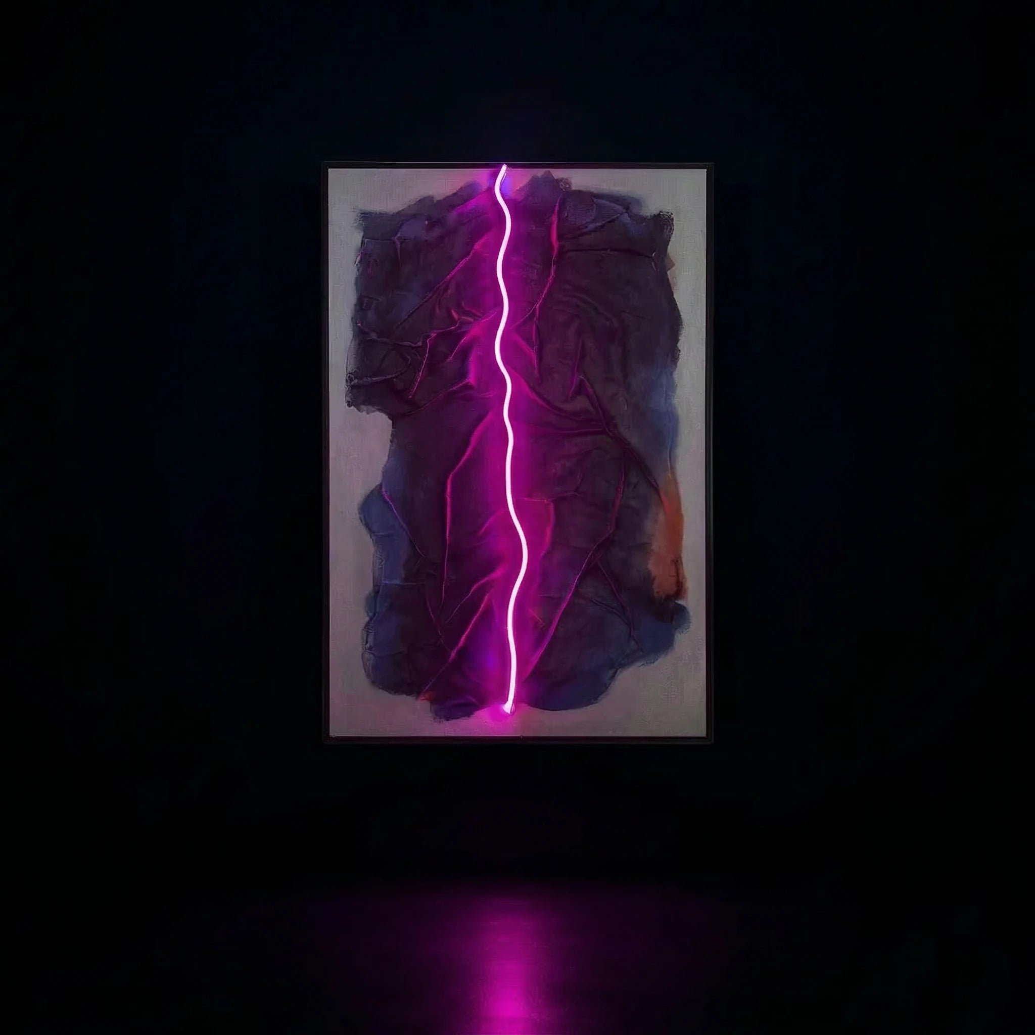 Neon Crease Wall Art Interior Moderna Purple