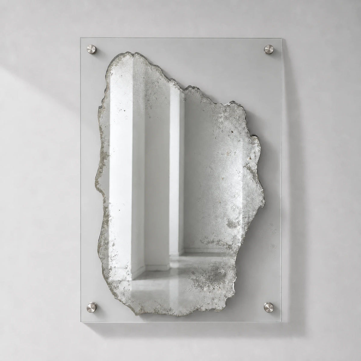 Patina Mirror | Distressed Silver Mirror Interior Moderna