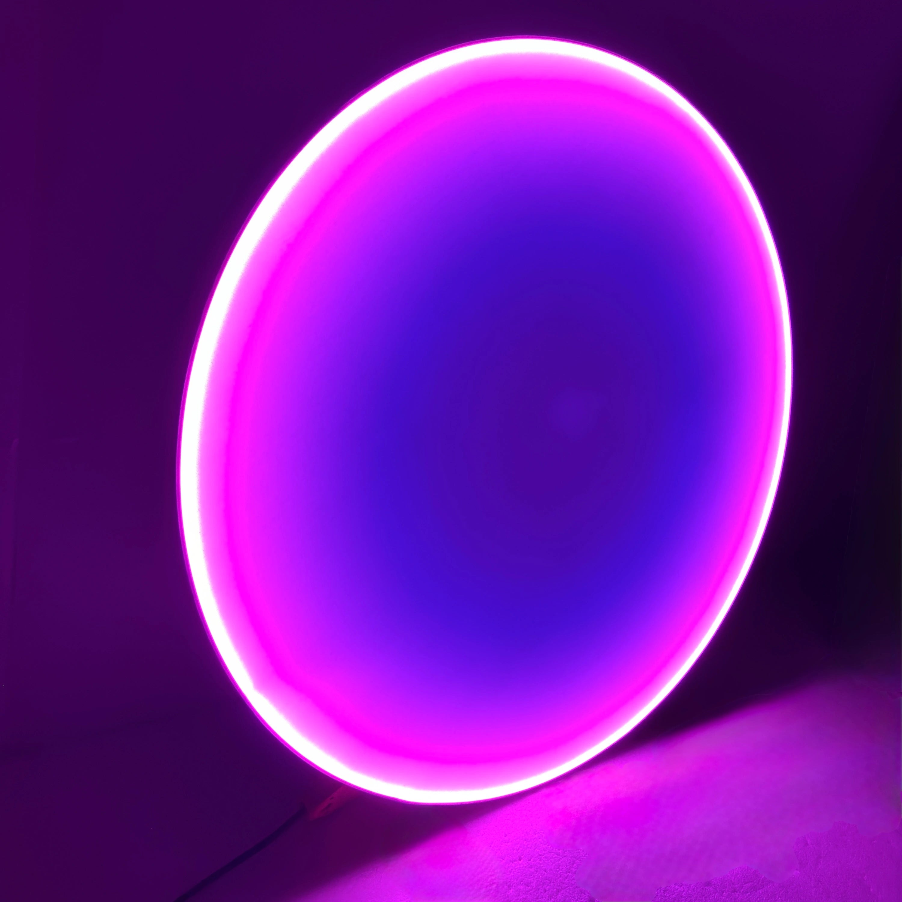 Silent Burn: Dusk Magenta Wall Art Interior Moderna