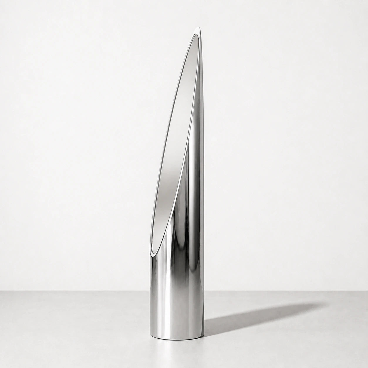 Silver Lipstick Mirror, right three-quarter view — Interior Moderna